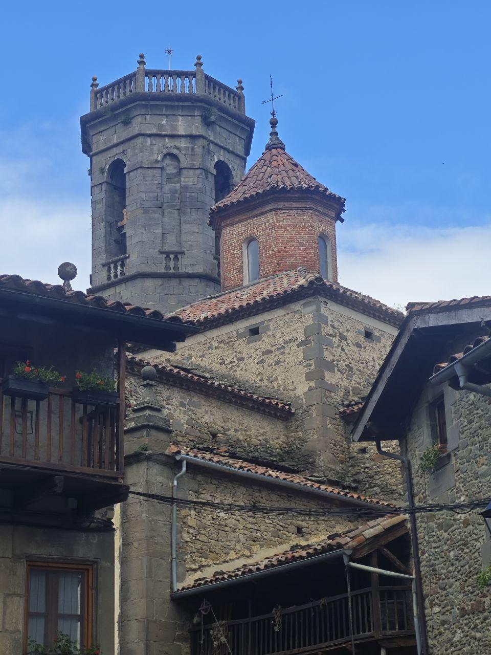 Rupit: Humo de leña y suspensión