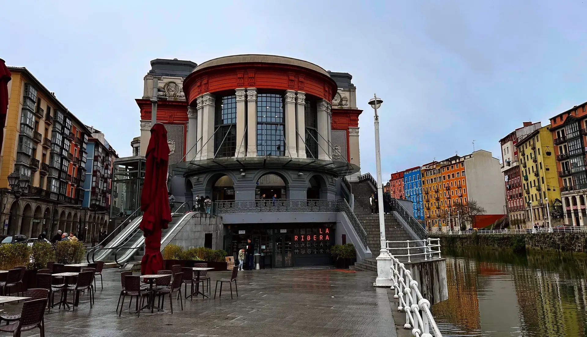 Erribera Merkatua: Europe's most complete market hall