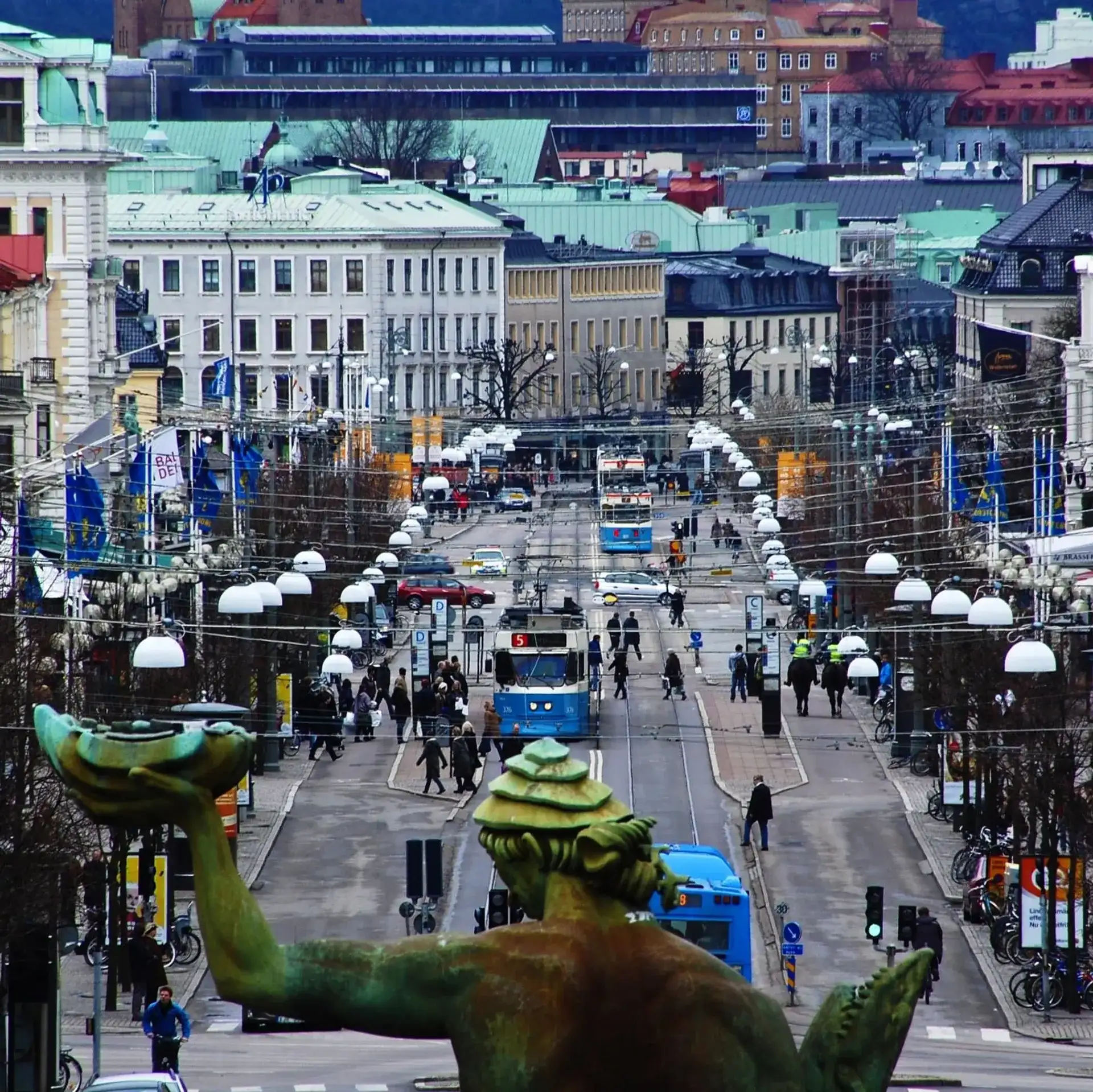 Avenyn: il gran viale di Göteborg - Gothenburg