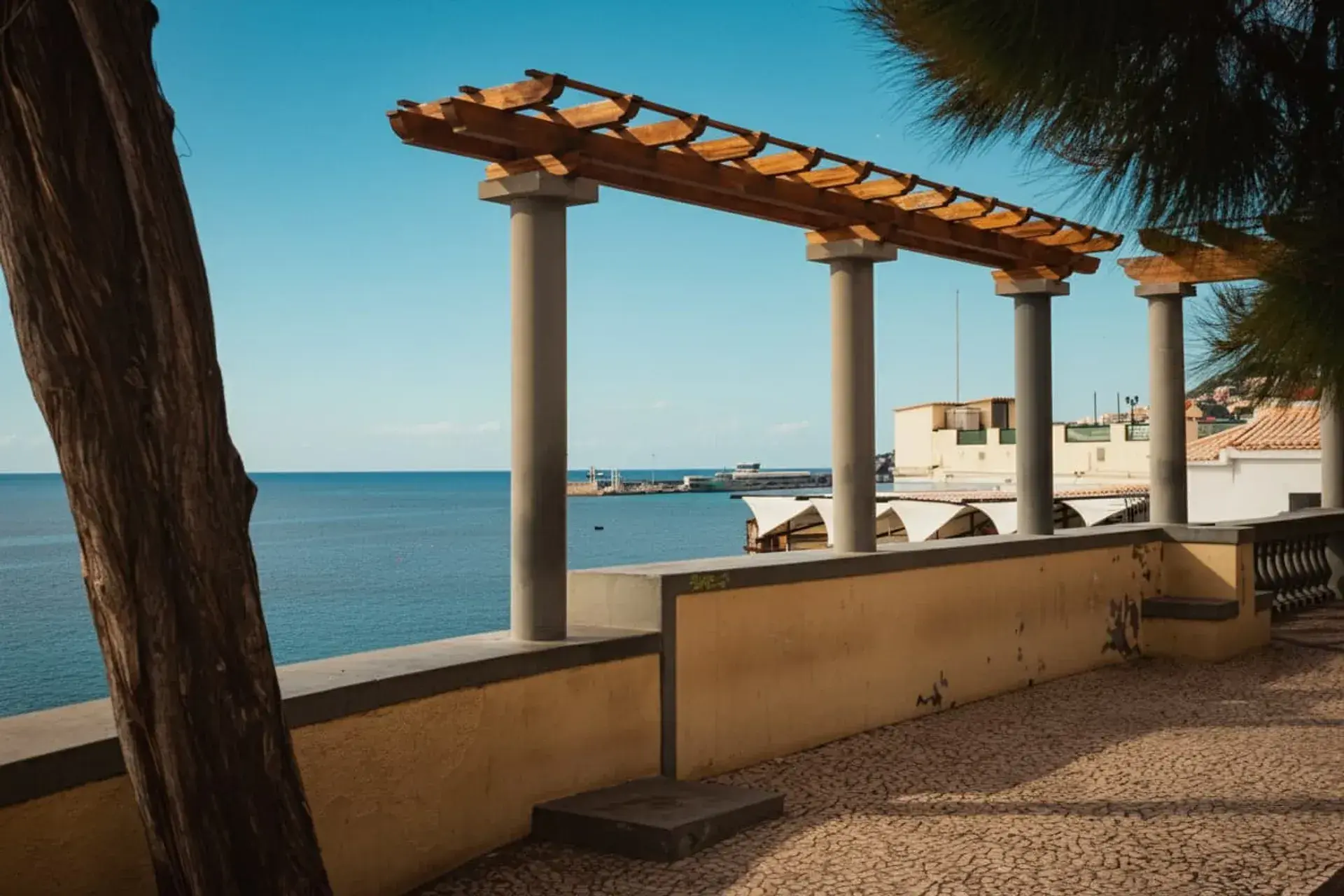Tour image 1 for Free Funchal audio tour: stories and secrets of the old town
