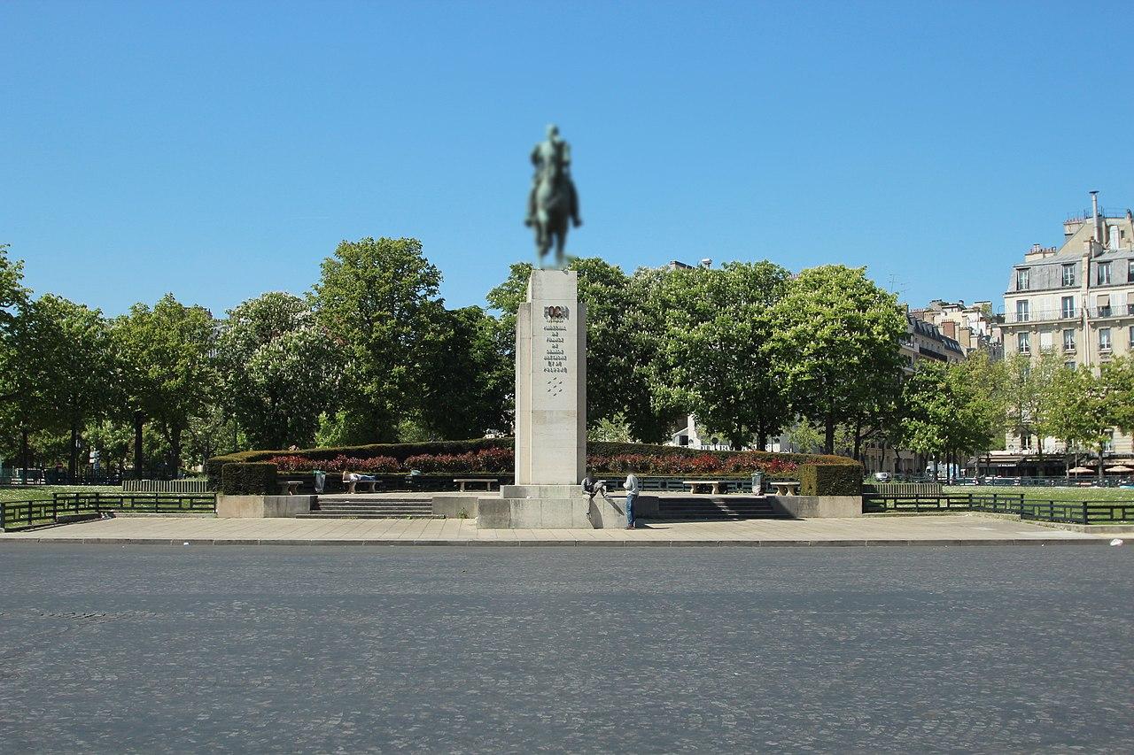 Place du Trocadéro (Museums & Monuments)