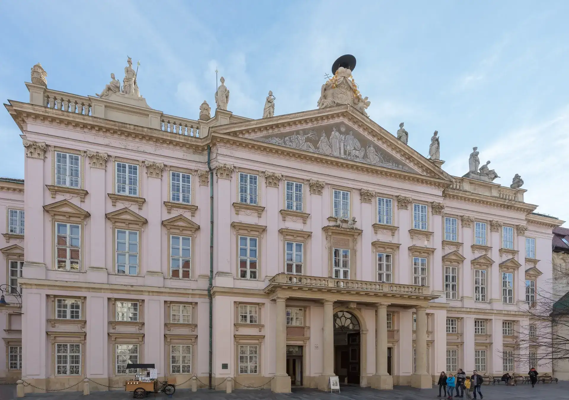 Primate's Palace: History, Tapestries & Guide - Bratislava