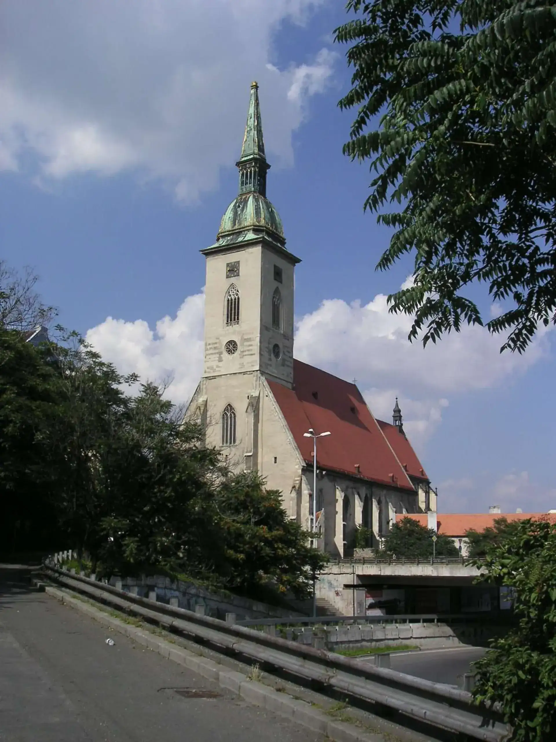 Martinsdom: Krönungsstätte von Bratislava - Bratislava