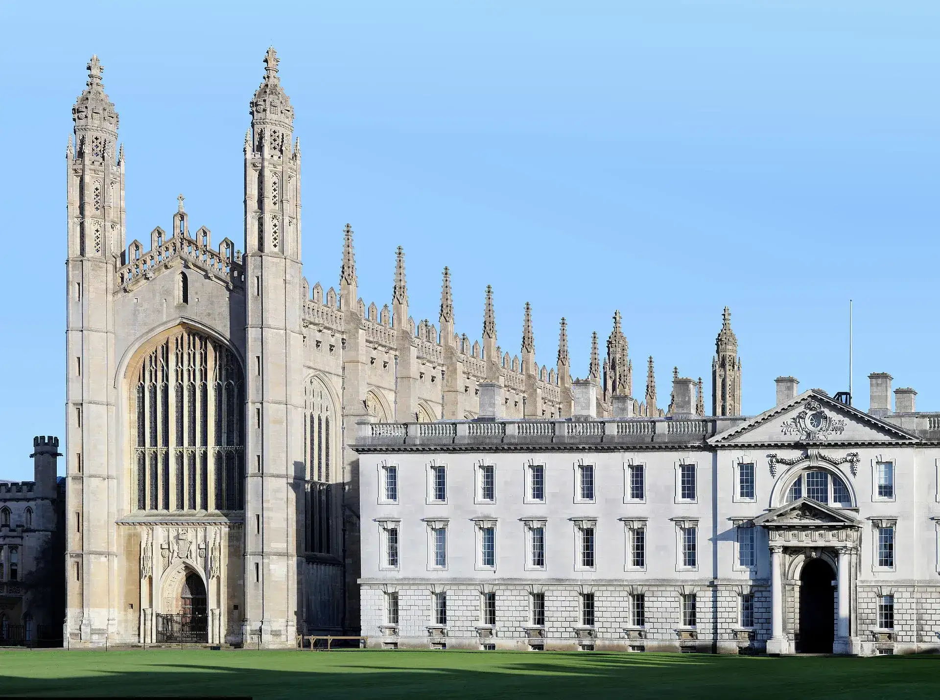 King's College Chapel: Cambridge's Gothic Wonder - Cambridge