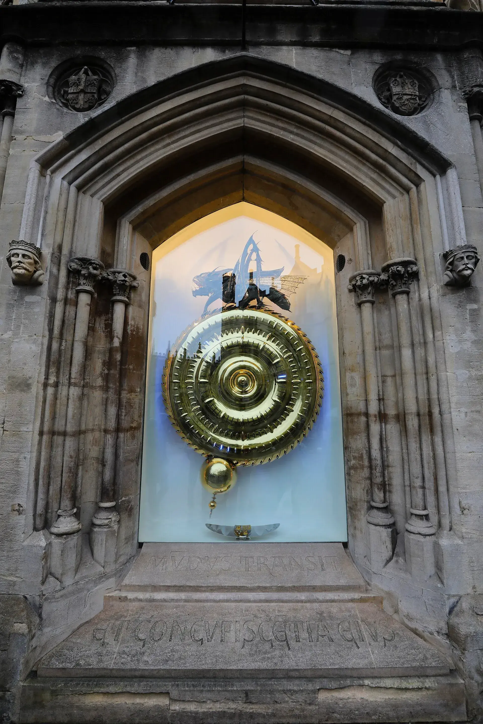 Corpus Clock: the grasshopper that eats time