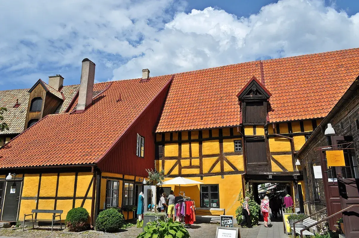 赫德曼庭院(Hedmanska gården),如今是Form/Design中心的所在地。Wamba Wambez