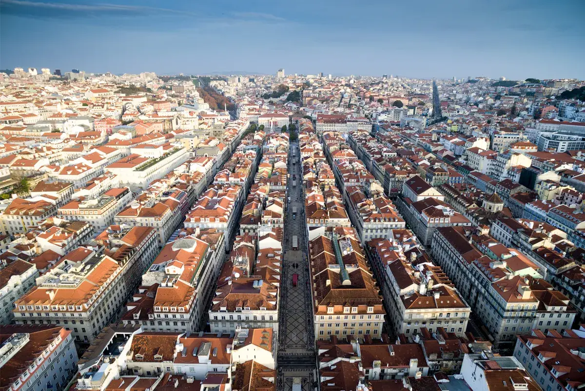 Rua Augusta im Lissabonner Stadtteil Baixa. Foto: Hugo Schneider