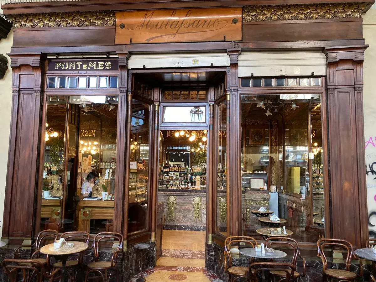Caffè Mulassano at Piazza Castello represents Turin's café culture, but a historic café is not automatically a laptop workspace. Photo: Herbert wie