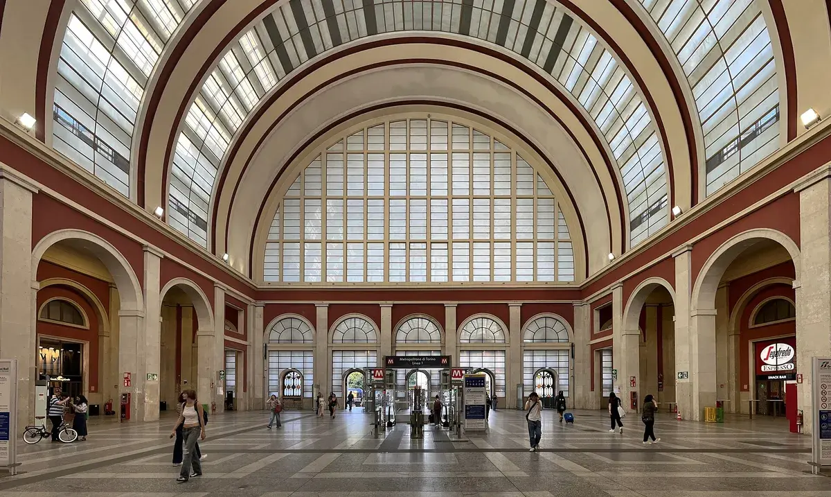 Porta Nuova is a useful arrival point for central Turin work sessions and coworking routes. Photo: Gunnar Klack