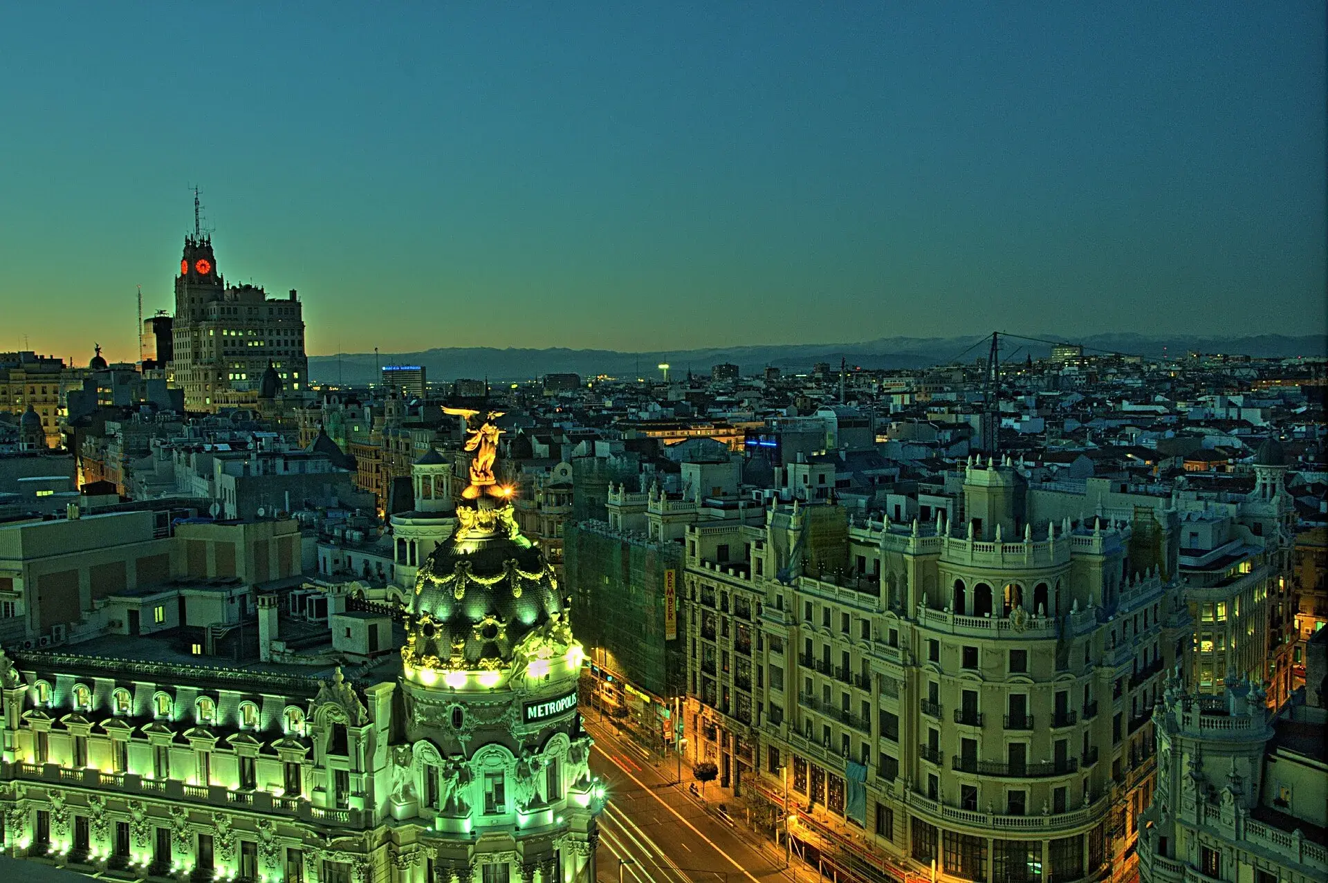 Cover image for Free and Cheap Coworking Spaces in Madrid for Laptop Work