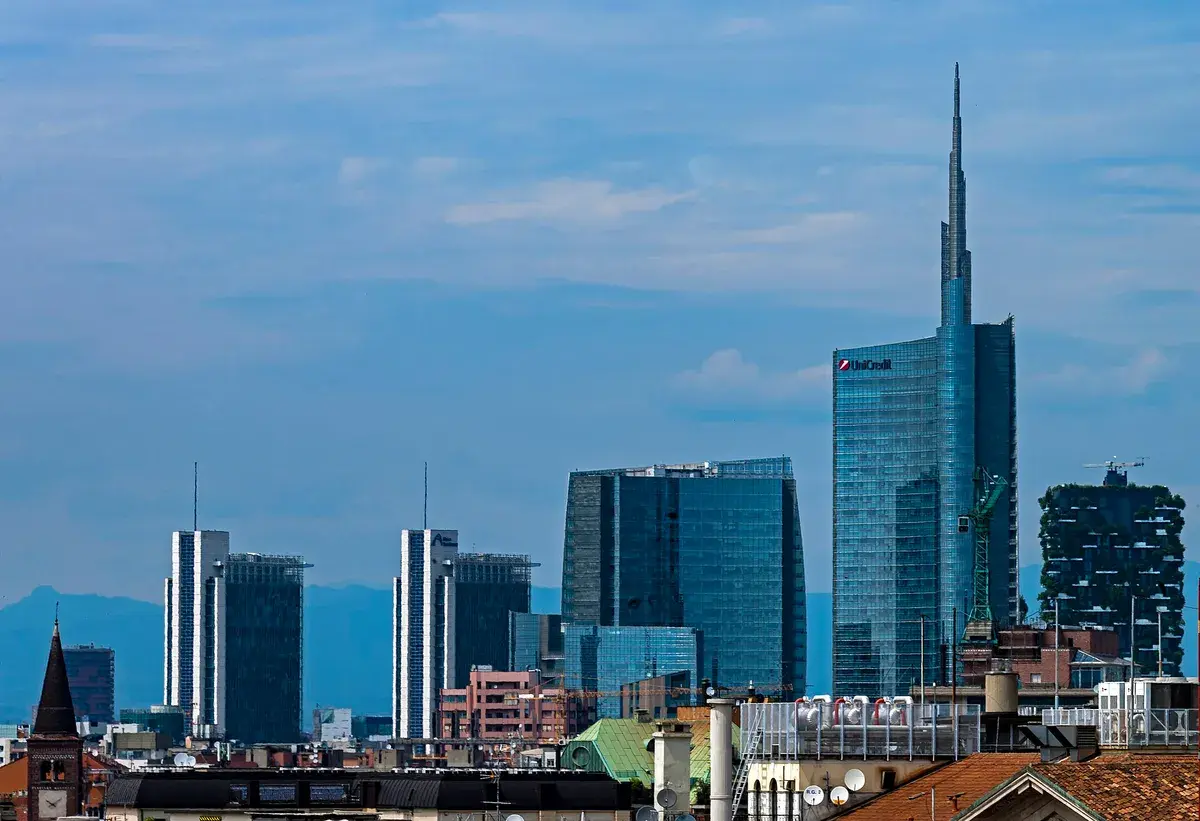 Milan's Porta Nuova skyline represents the business districts where several full coworking products operate. Photo: Daniel Case