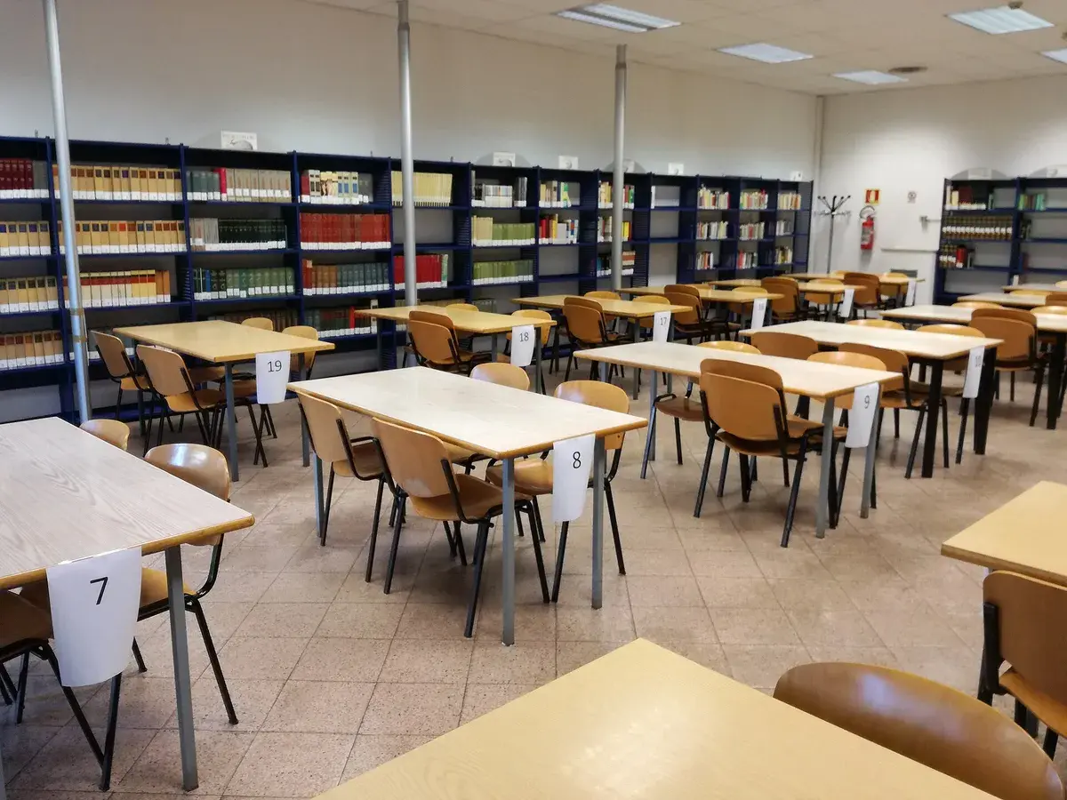 A Milan reading room illustrates the free library setup available for focused laptop work. Photo: Fontema