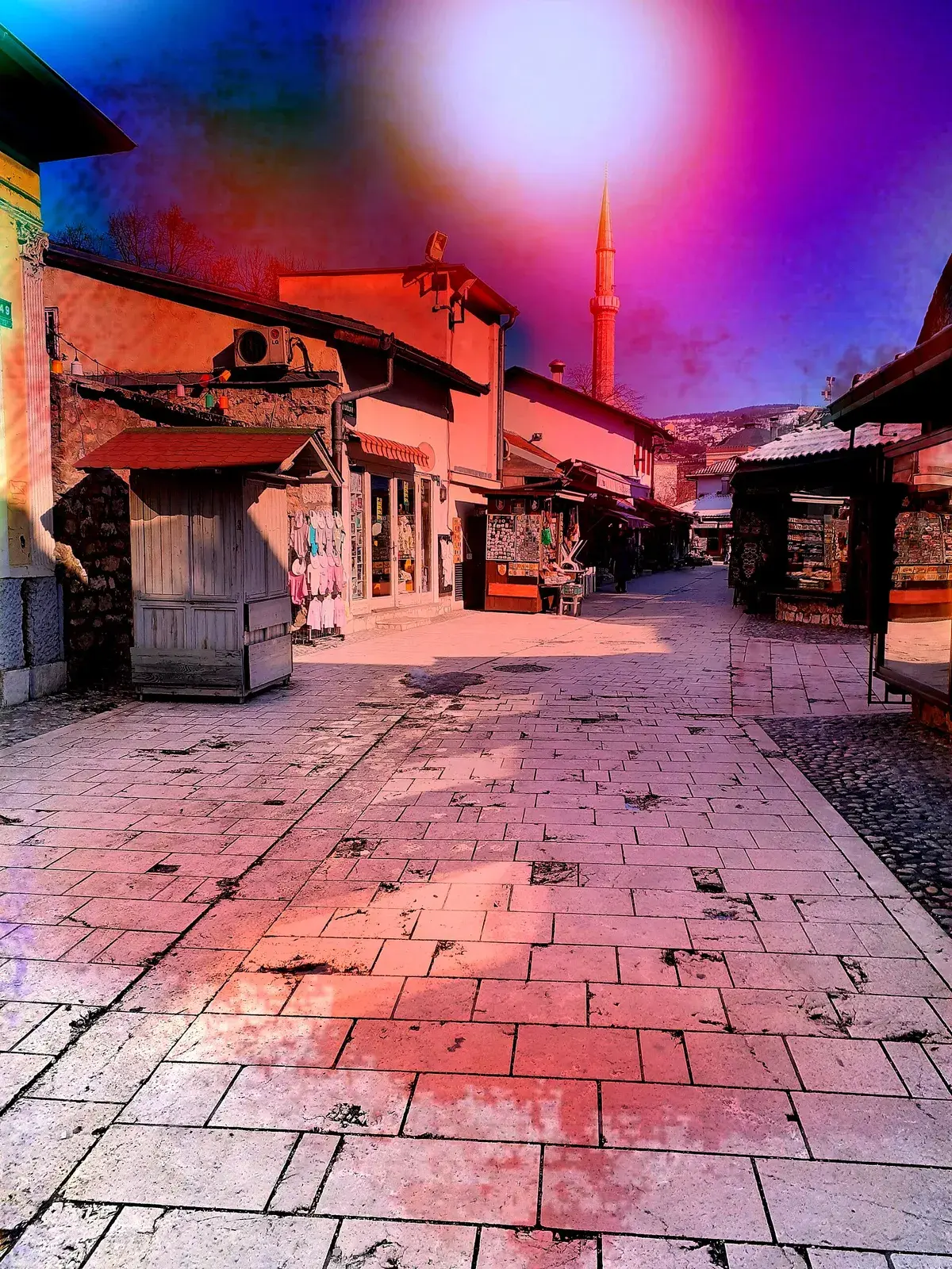 巴什察尔希亚,萨拉热窝历史悠久的巴扎街区。摄影:Đana Talić