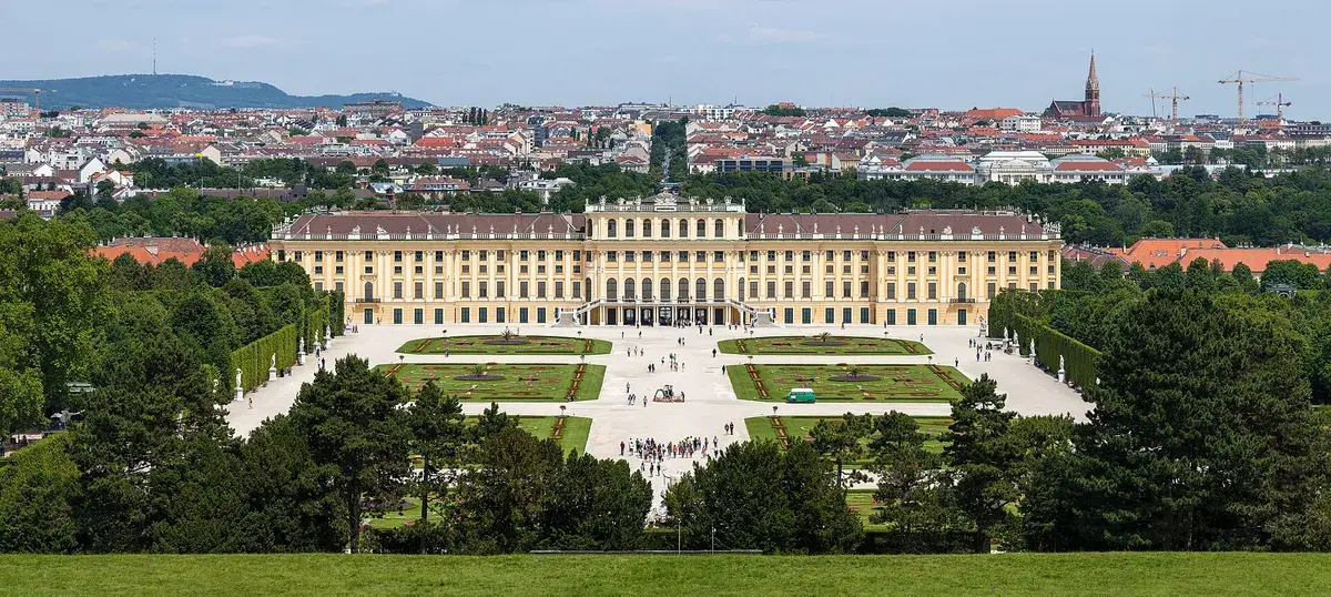 Castello di Schönbrunn: il parco è gratuito, le stanze costano da 30 a 42 €. Foto: Thomas Wolf, www.foto-tw.de