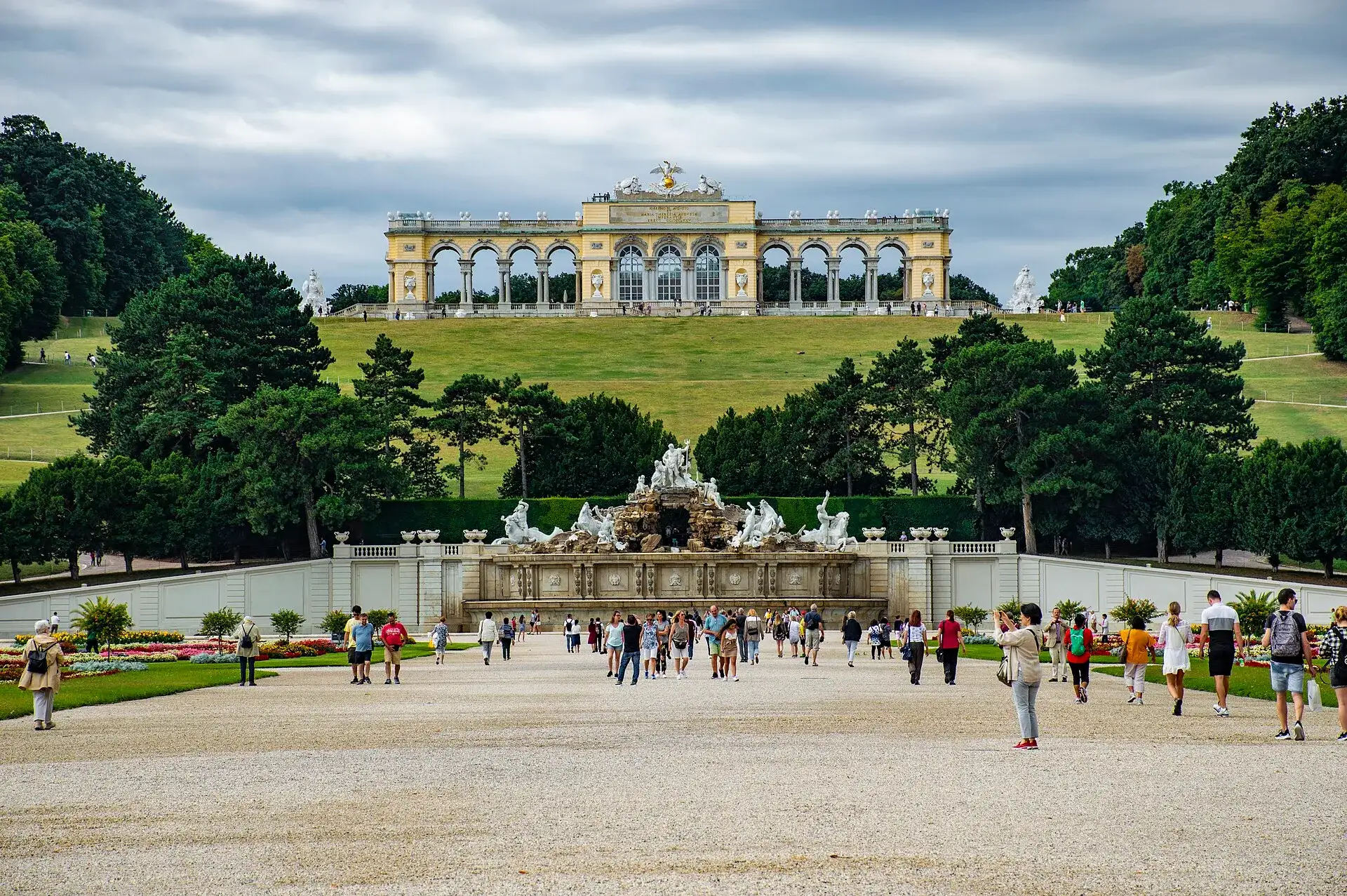 Cover image for Free Things to Do in Vienna: 15 Sights That Cost Nothing