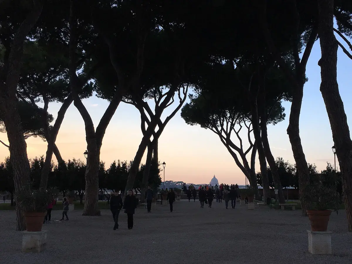 The Orange Garden on the Aventine hill, a free view over the whole city. Photo: Bex-Lemon, CC BY-SA 4.0