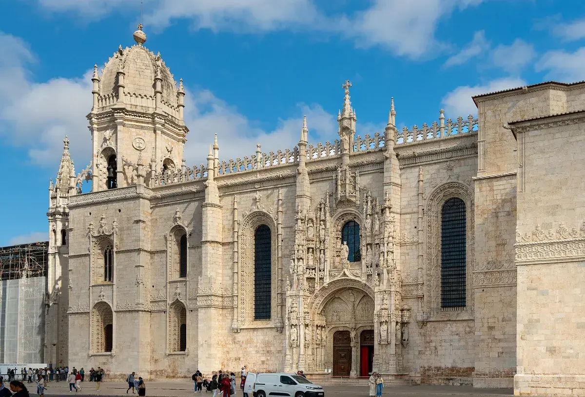 The Jerónimos Monastery in Belém, one of Lisbon's paid must see sights. Photo: NorbertNagel, CC BY-SA 4.0