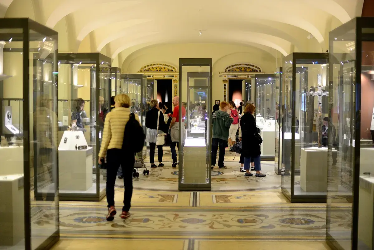 A rotunda de arqueologia no Museu Nacional da Irlanda, na Kildare Street, tem entrada gratuita. Fotografia: Osama Shukir Muhammed Amin FRCP(Glasg), CC BY-SA 4.0