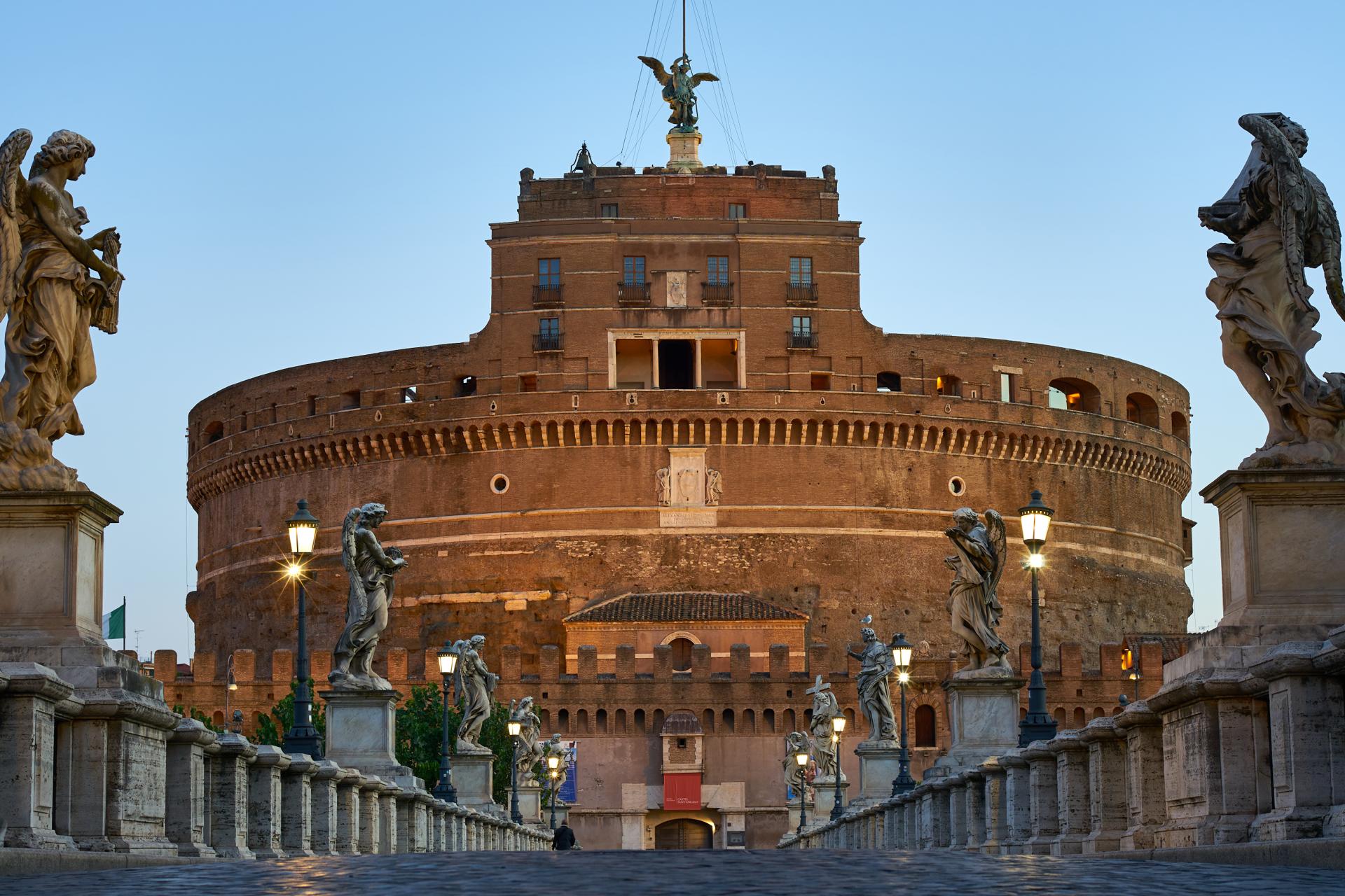 Castel Sant'Angelo - Fortress and Legend