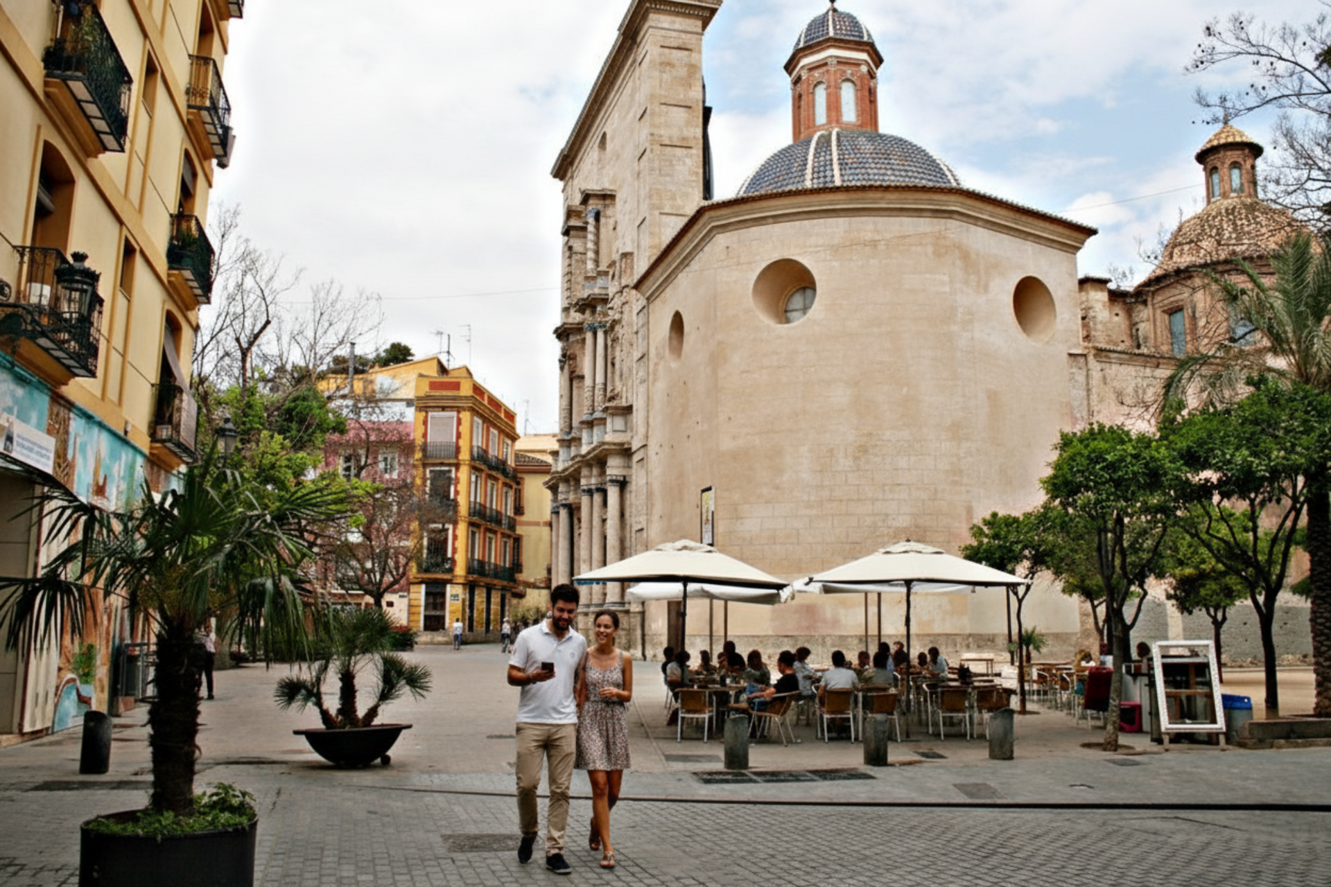 Valencia self guided walking tour with audio