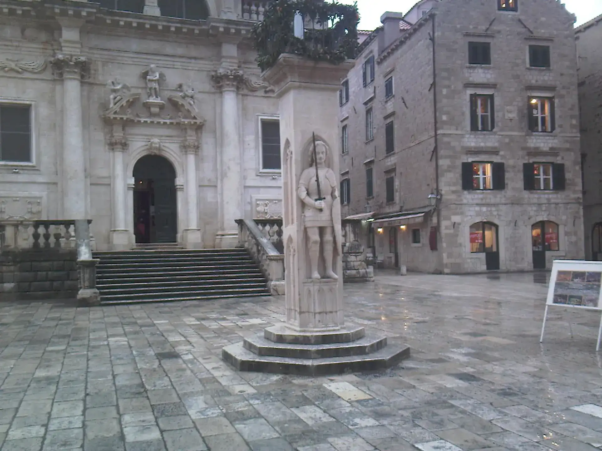 Orlandosäule: Dubrovniks historischer Ritter aus Stein - Dubrovnik