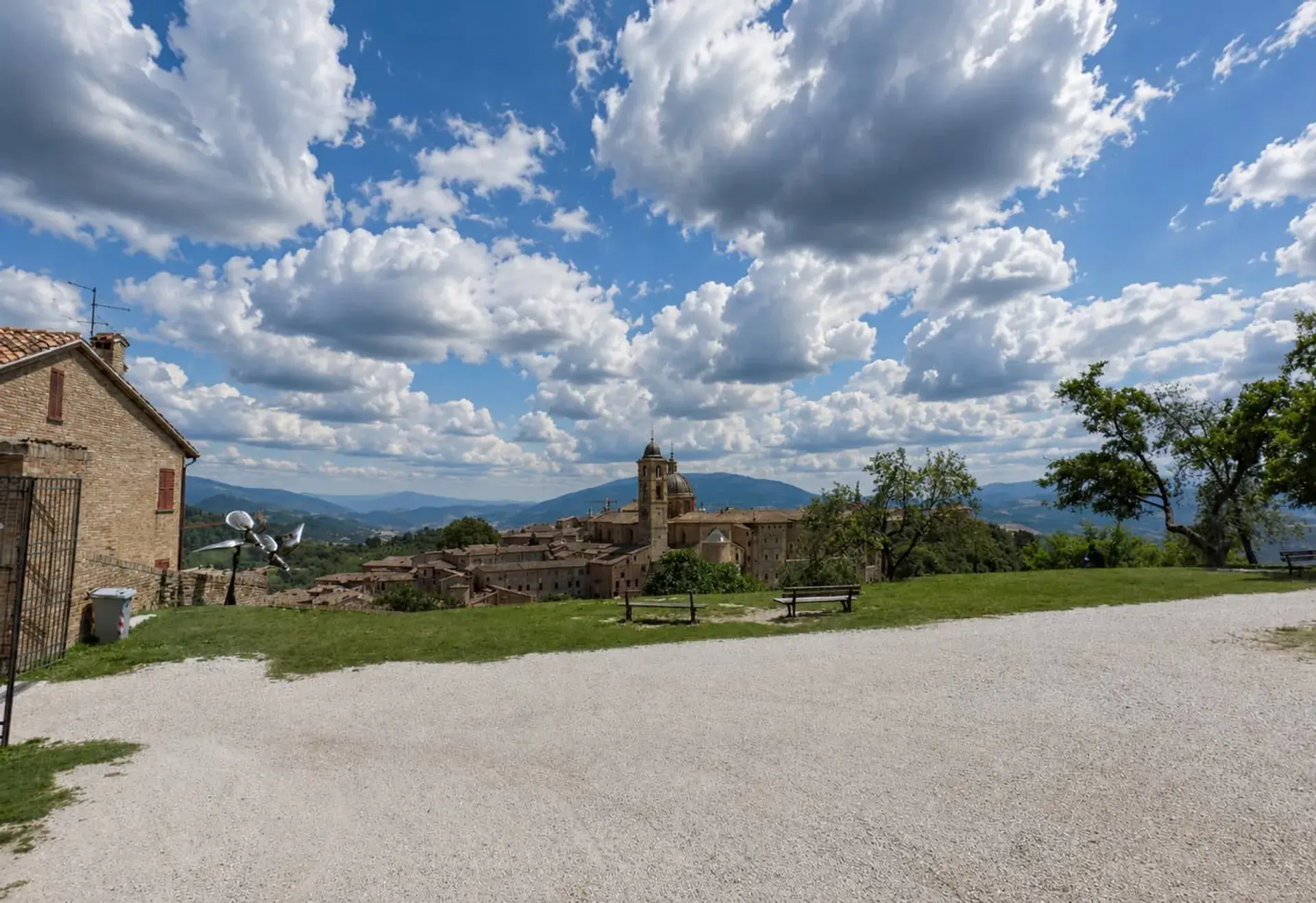 Immagine 2 del tour Urbino: una passeggiata in totale libertà per la città di corte rinascimentale, con audio e quiz