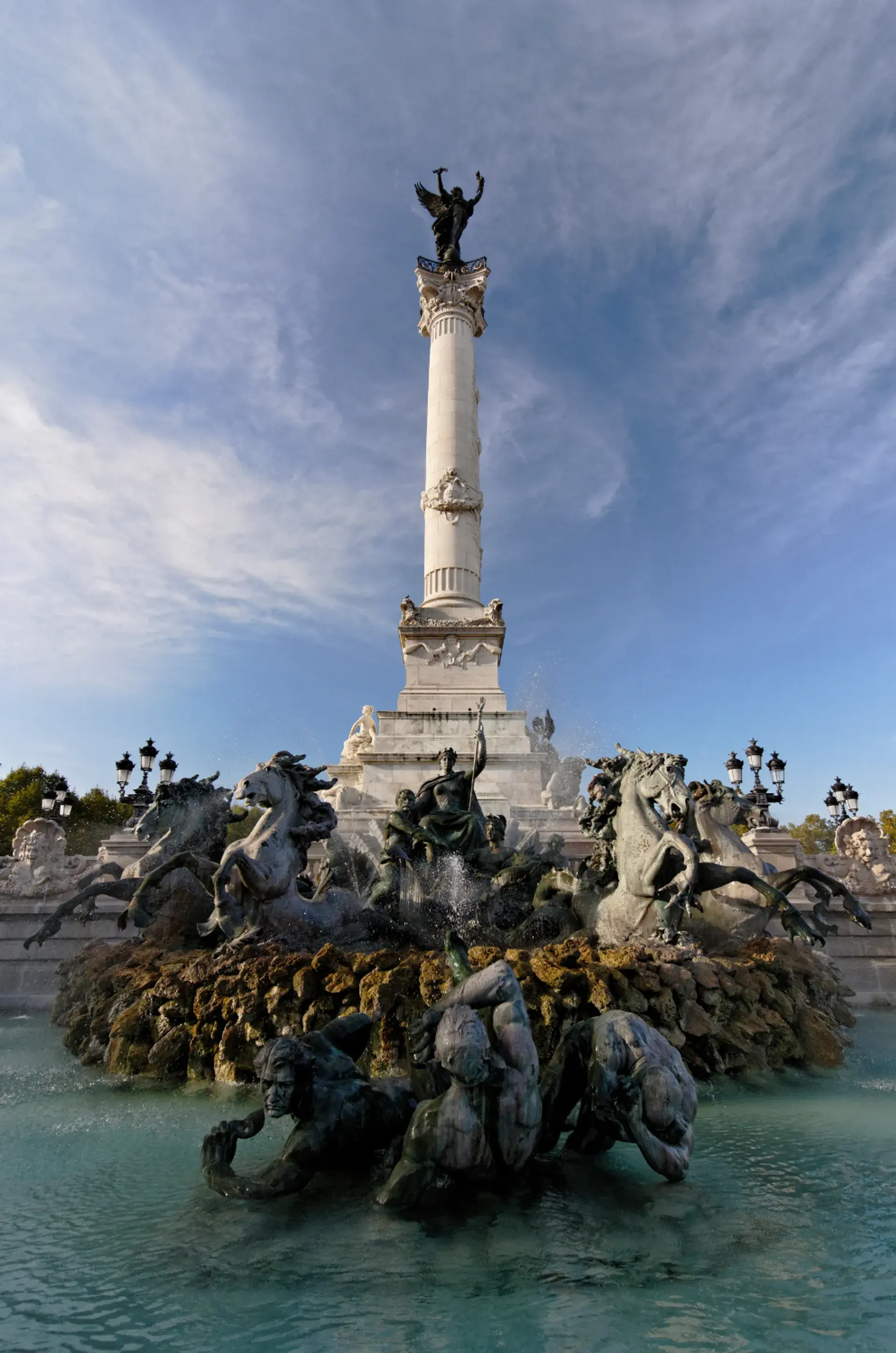 La fontana dei cavalli di bronzo