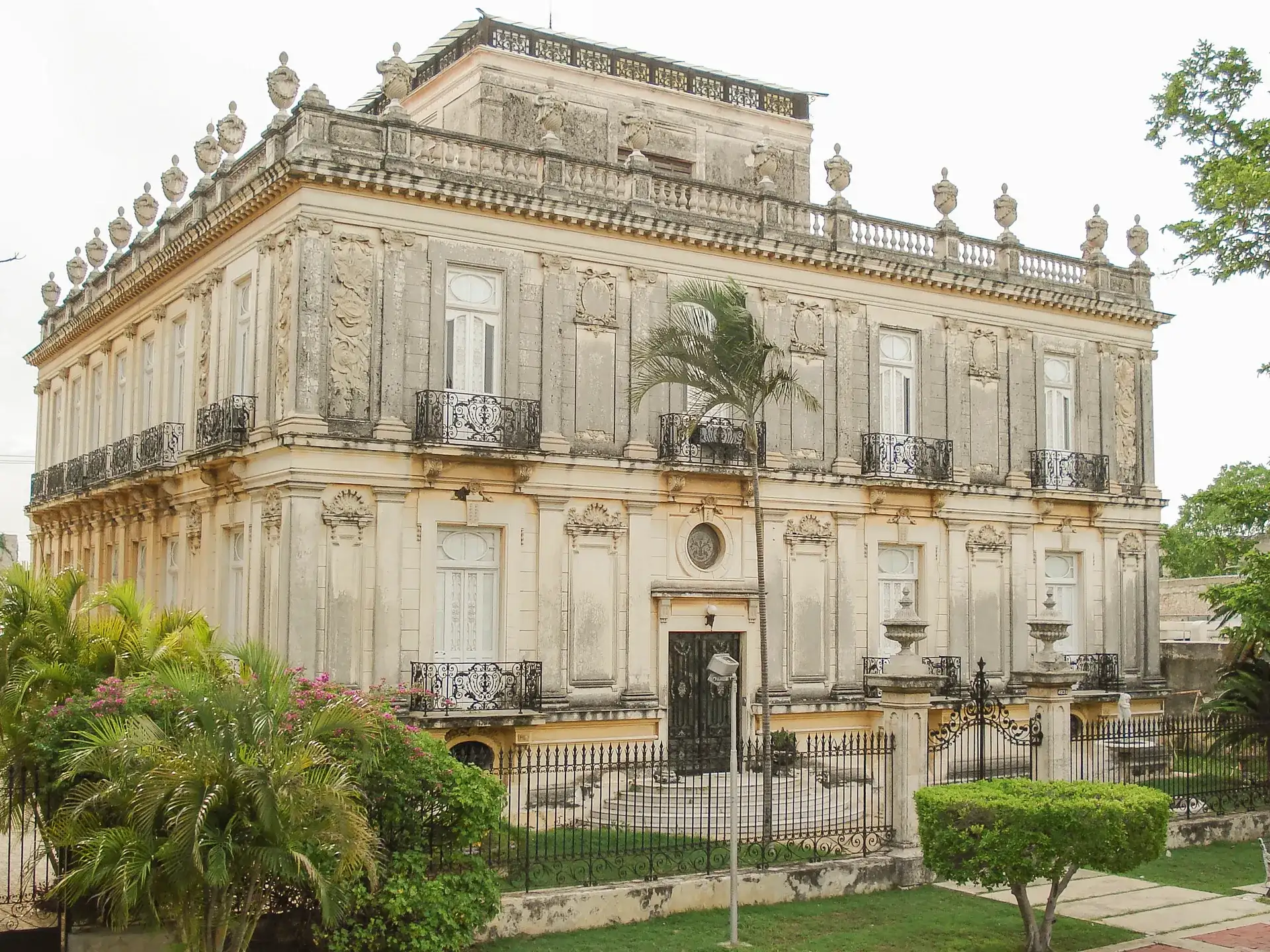 Casas Gemelas: The Historic Mansions of Mérida - Merida