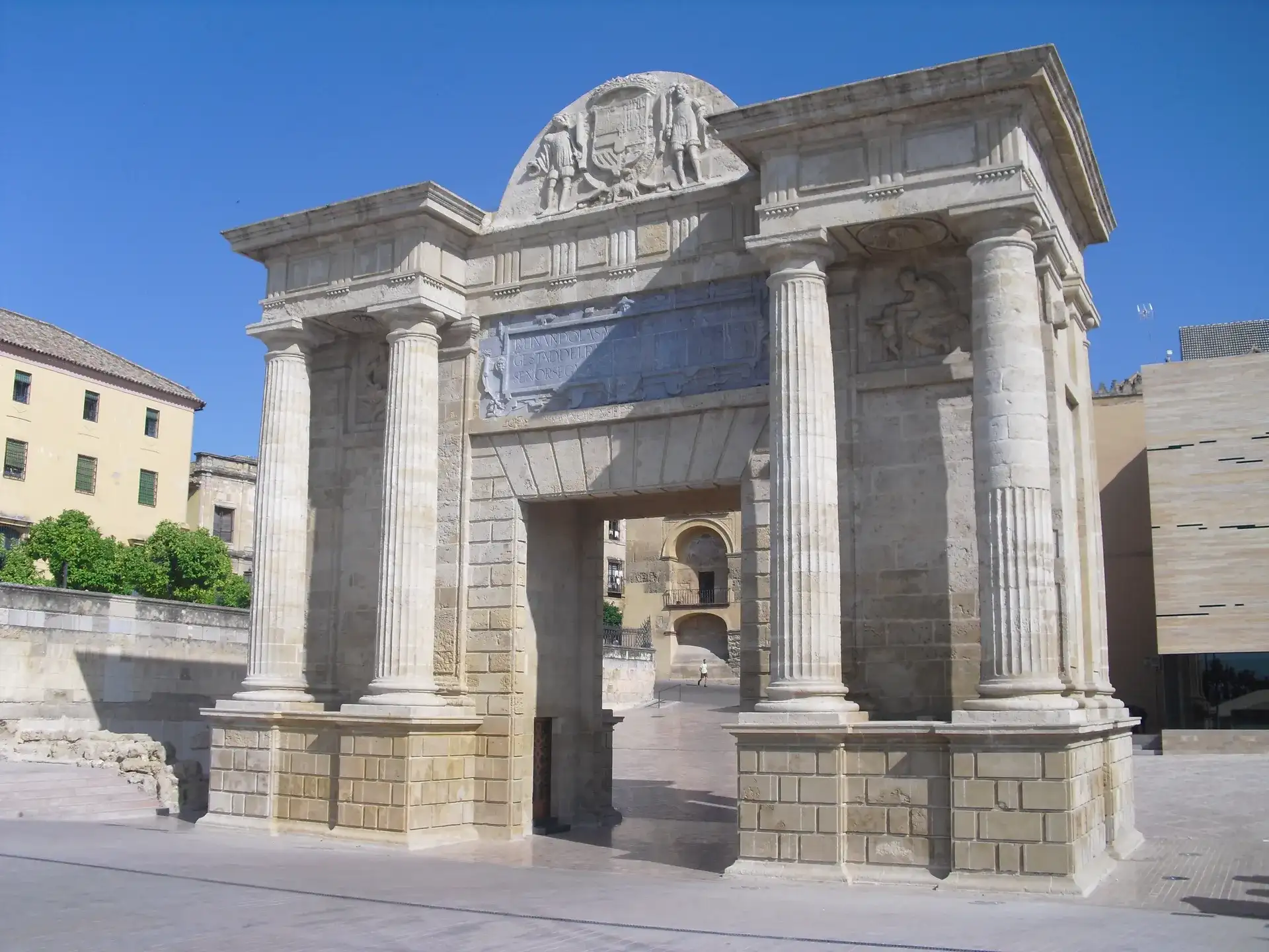 Puerta del Puente: la storica porta rinascimentale di Cordova - Cordoba
