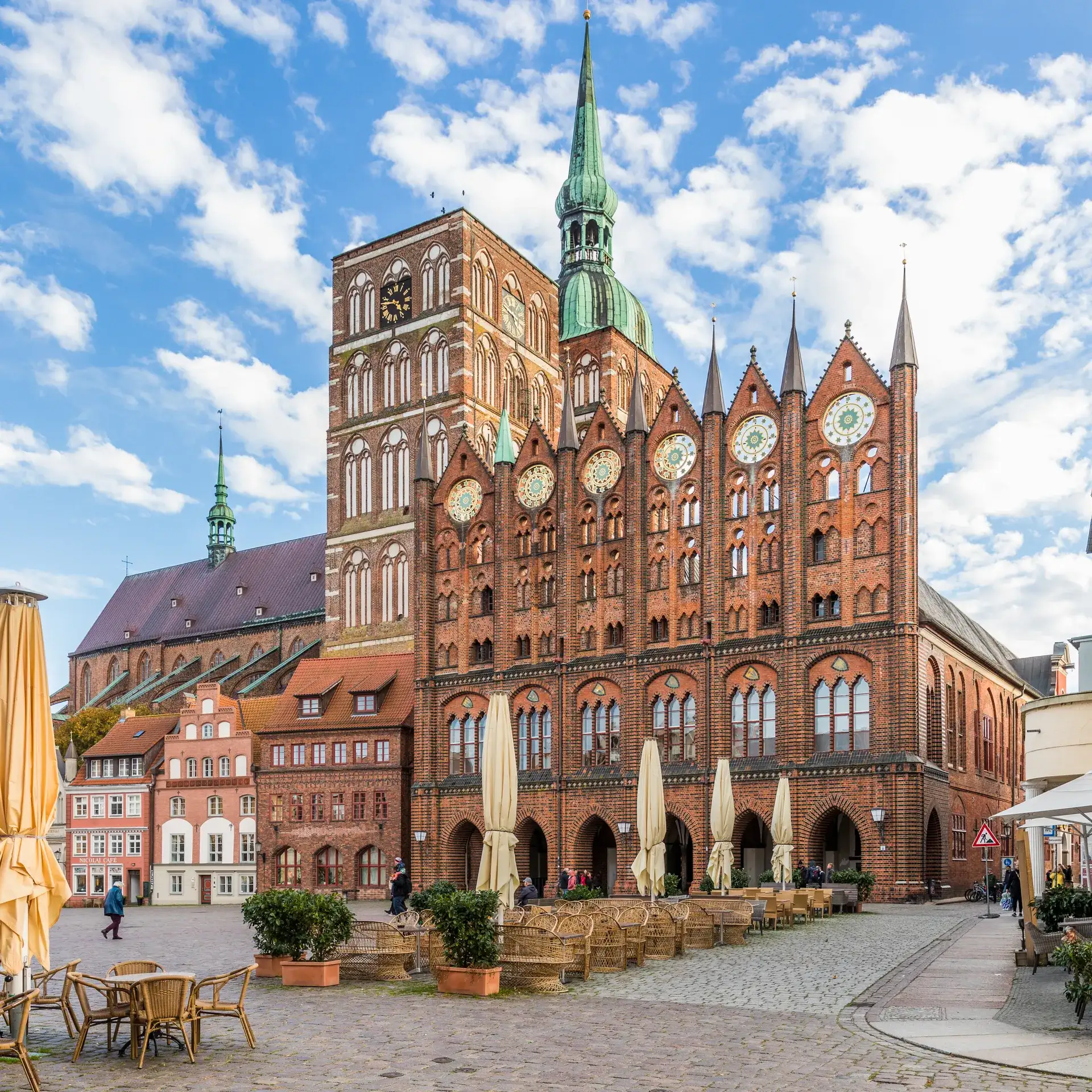Stralsund Rathaus: Hanseatic Brick Gothic Masterpiece - Stralsund