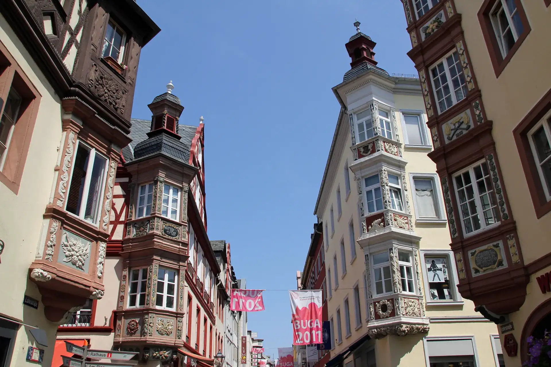 Les quatre tours de Coblence : des oriels historiques - Koblenz