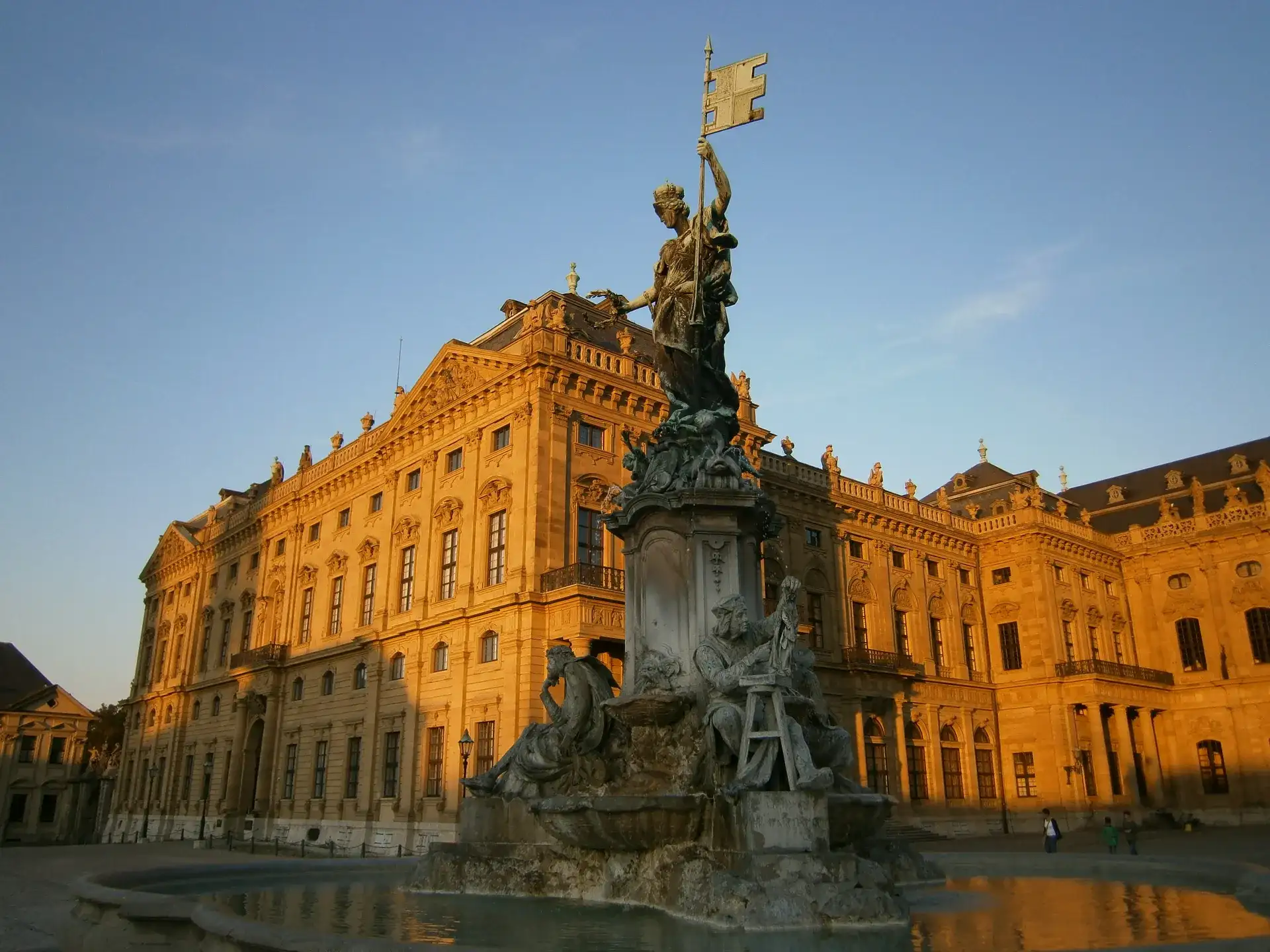 Frankoniabrunnen: Würzburg's Monumental Franconia Fountain - Wurzburg