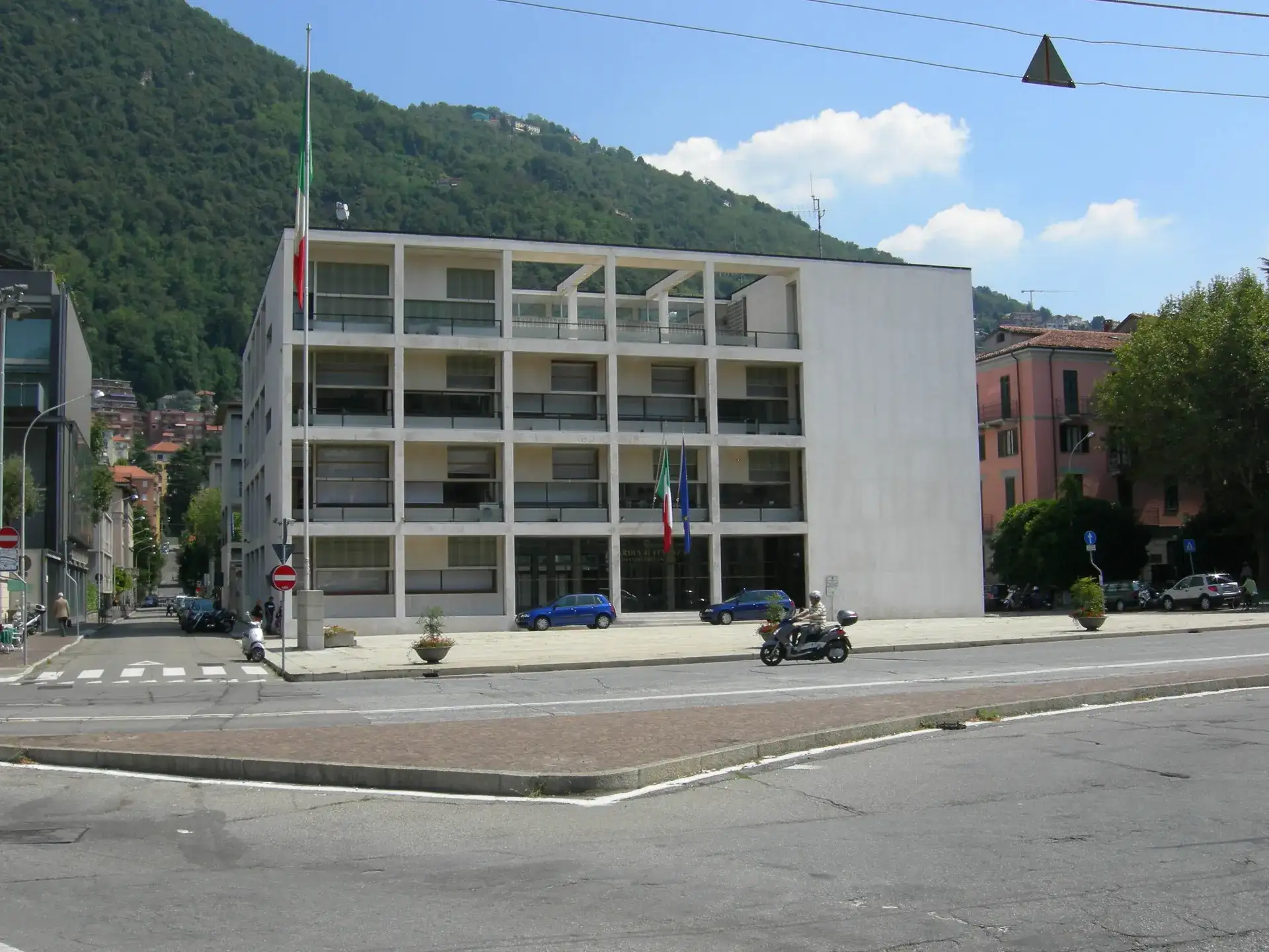 Casa del Fascio: Como’s Rationalist Masterpiece - Como