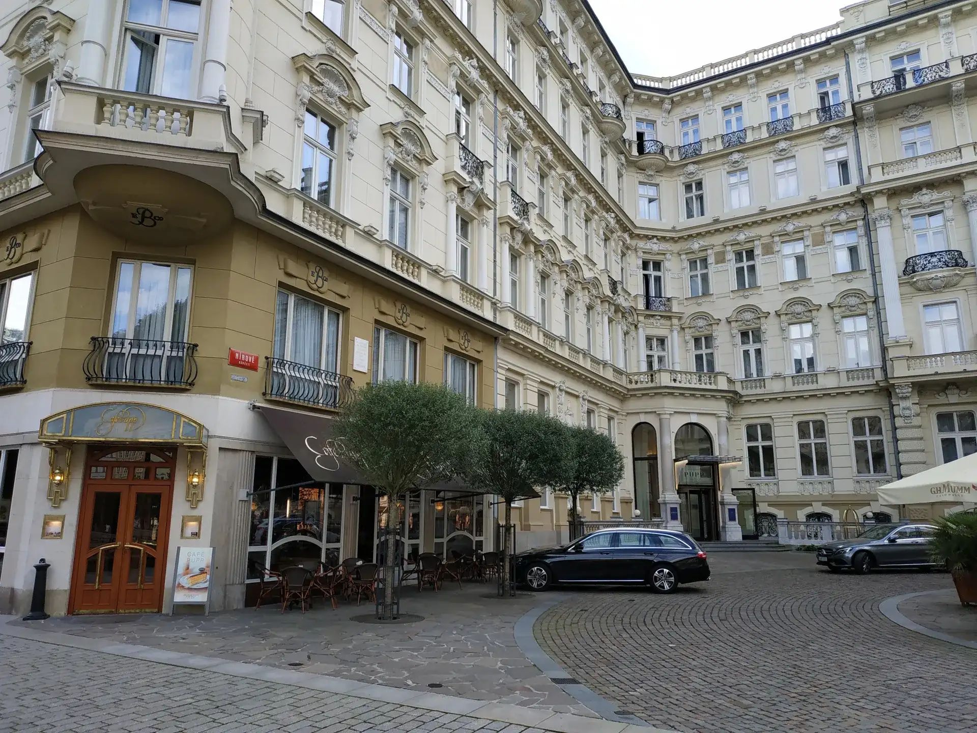 Grandhotel Pupp: The World-Famous Facade in Karlovy Vary - Karlovy-vary-1