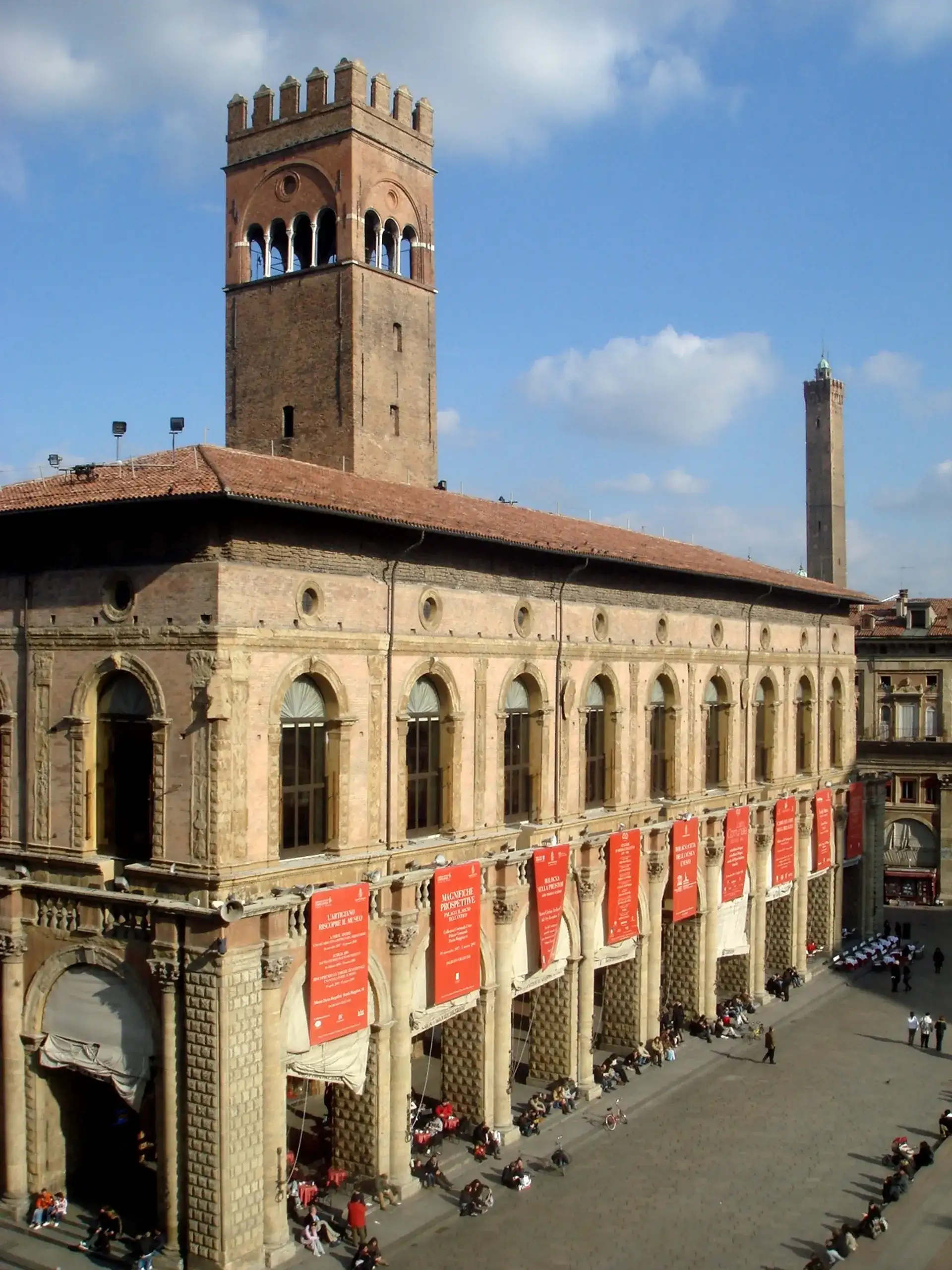 Palazzo del Podestà, Bologna: ein historisches Bürgerzentrum - Bologna