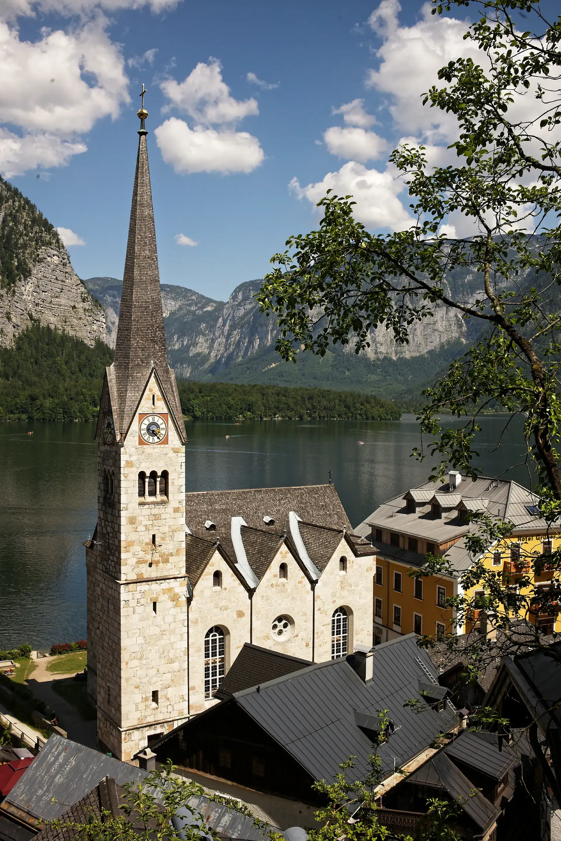 Evangelische Pfarrkirche Hallstatt: Lakeside Church - Hallstatt