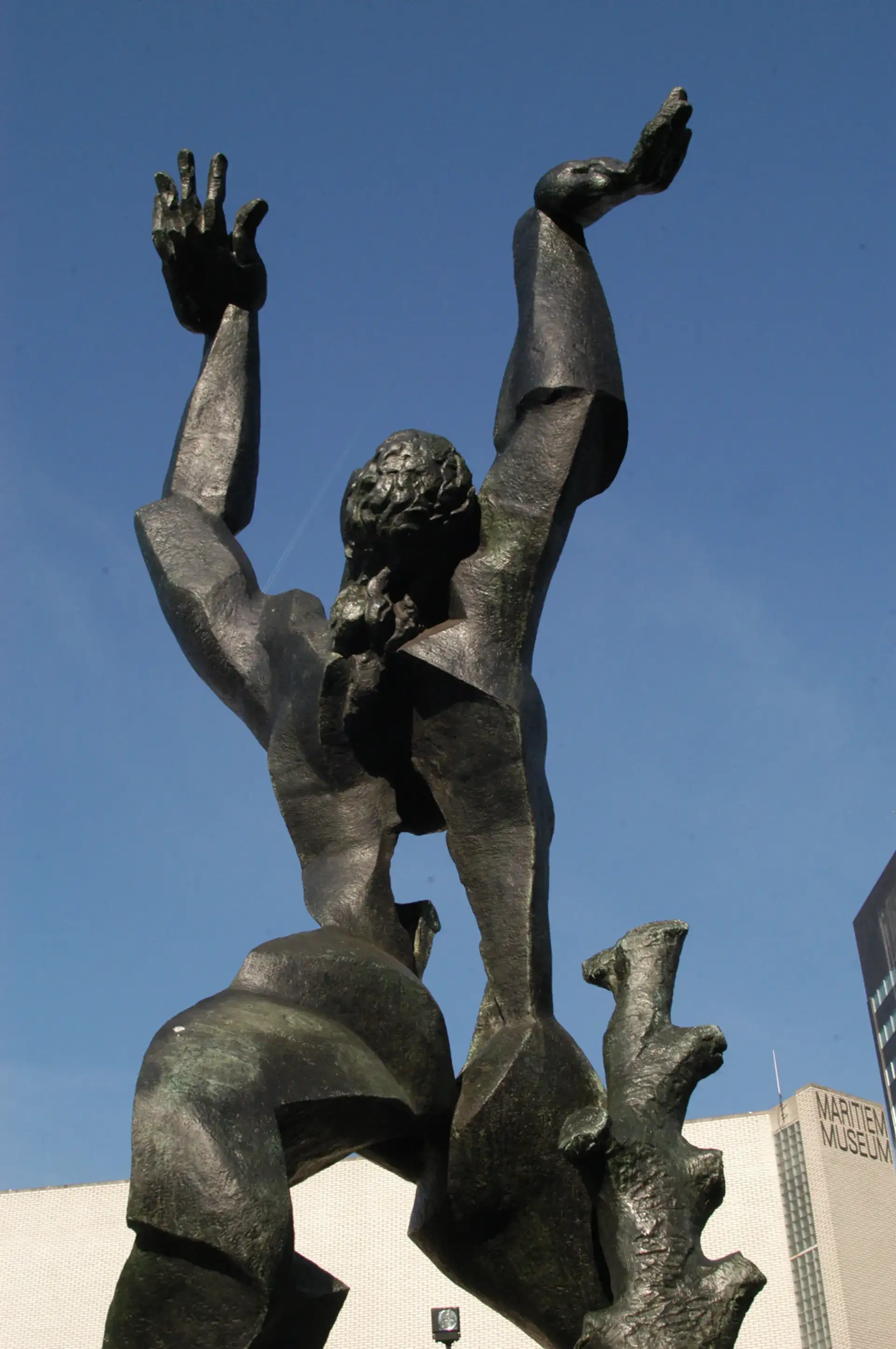 De Verwoeste Stad: Rotterdam's WWII Memorial - Rotterdam