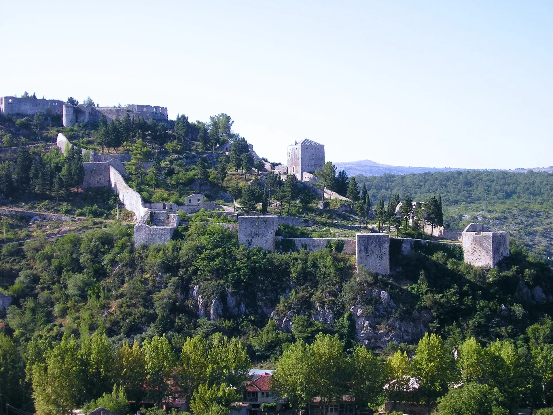 Stolac Fort (Vidoški Grad): Bosnia's Historic Citadel - Stolac