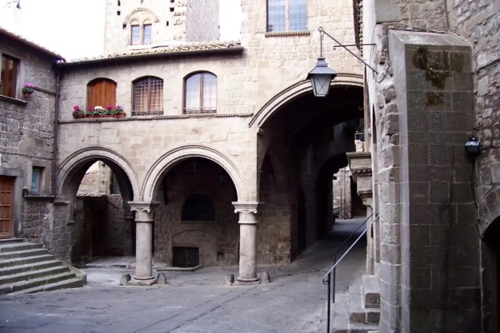 Piazza San Pellegrino: Viterbo's Medieval Heart - Viterbo