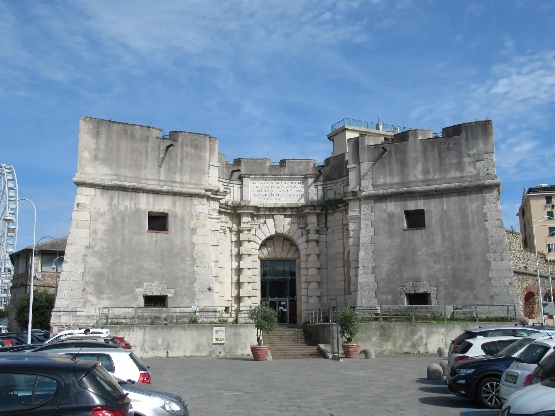 Porta del Molo: Genoa's Historic Siberia Gate - Genoa