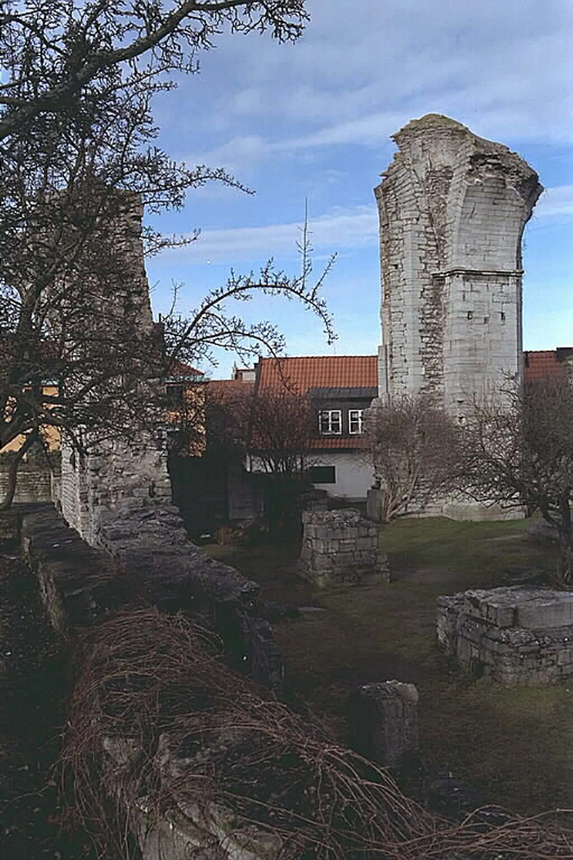 Imagen 3 del tour Visby: lugares imprescindibles, una ruta a pie autoguiada con audio y juegos de preguntas