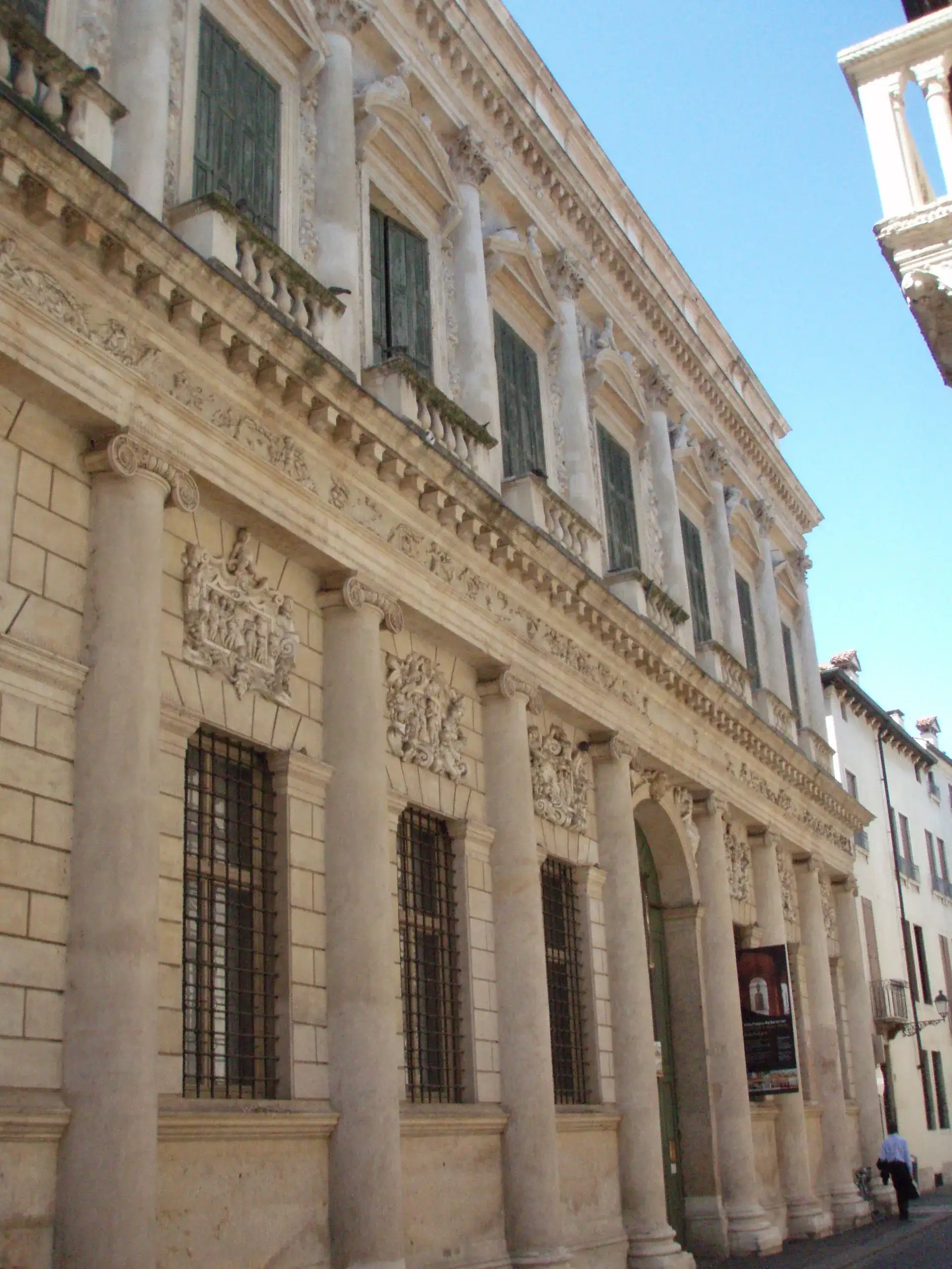 Palazzo Barbaran da Porto: Palladio's Urban Masterpiece - Vicenza