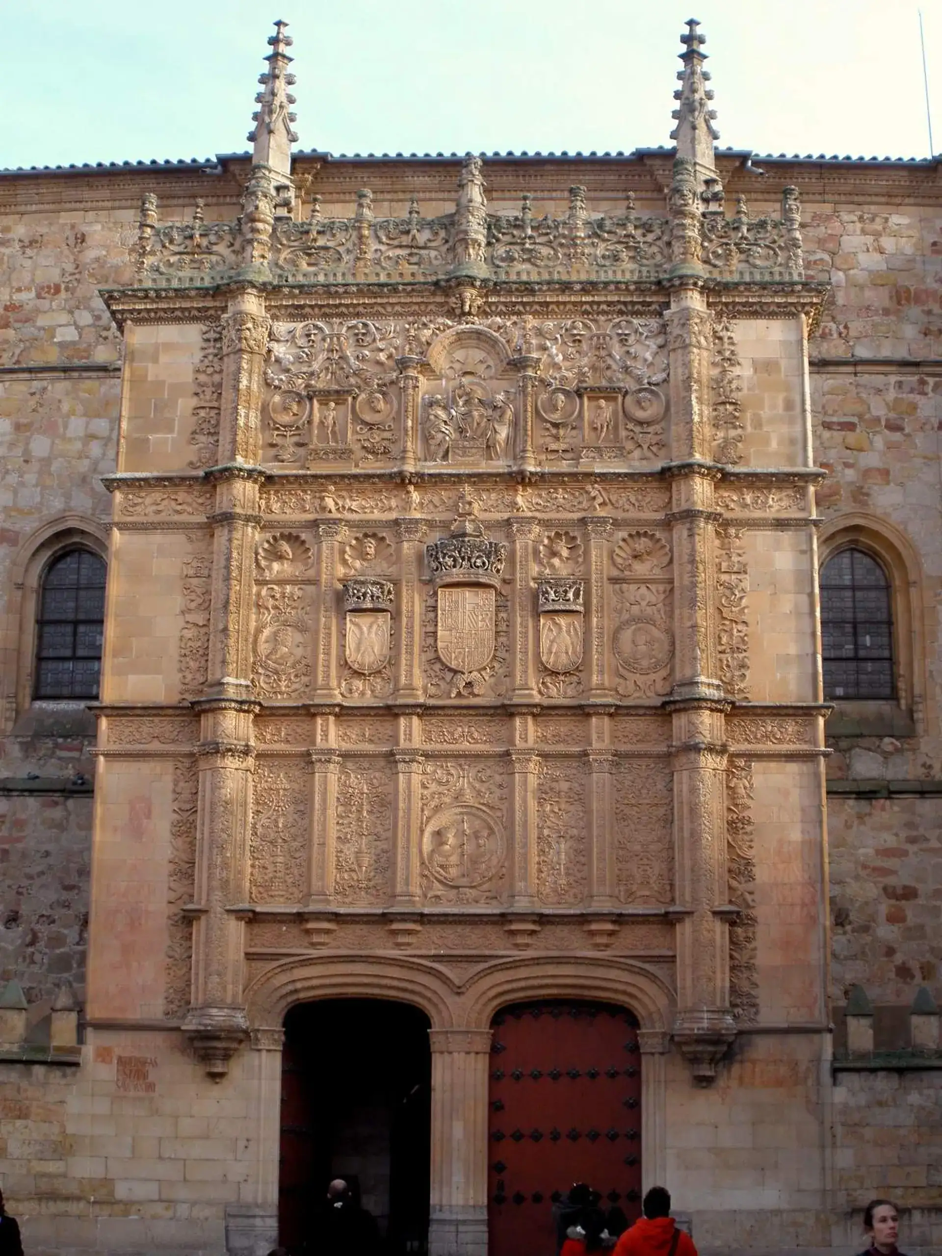 University of Salamanca Plateresque Facade Guide - Salamanca