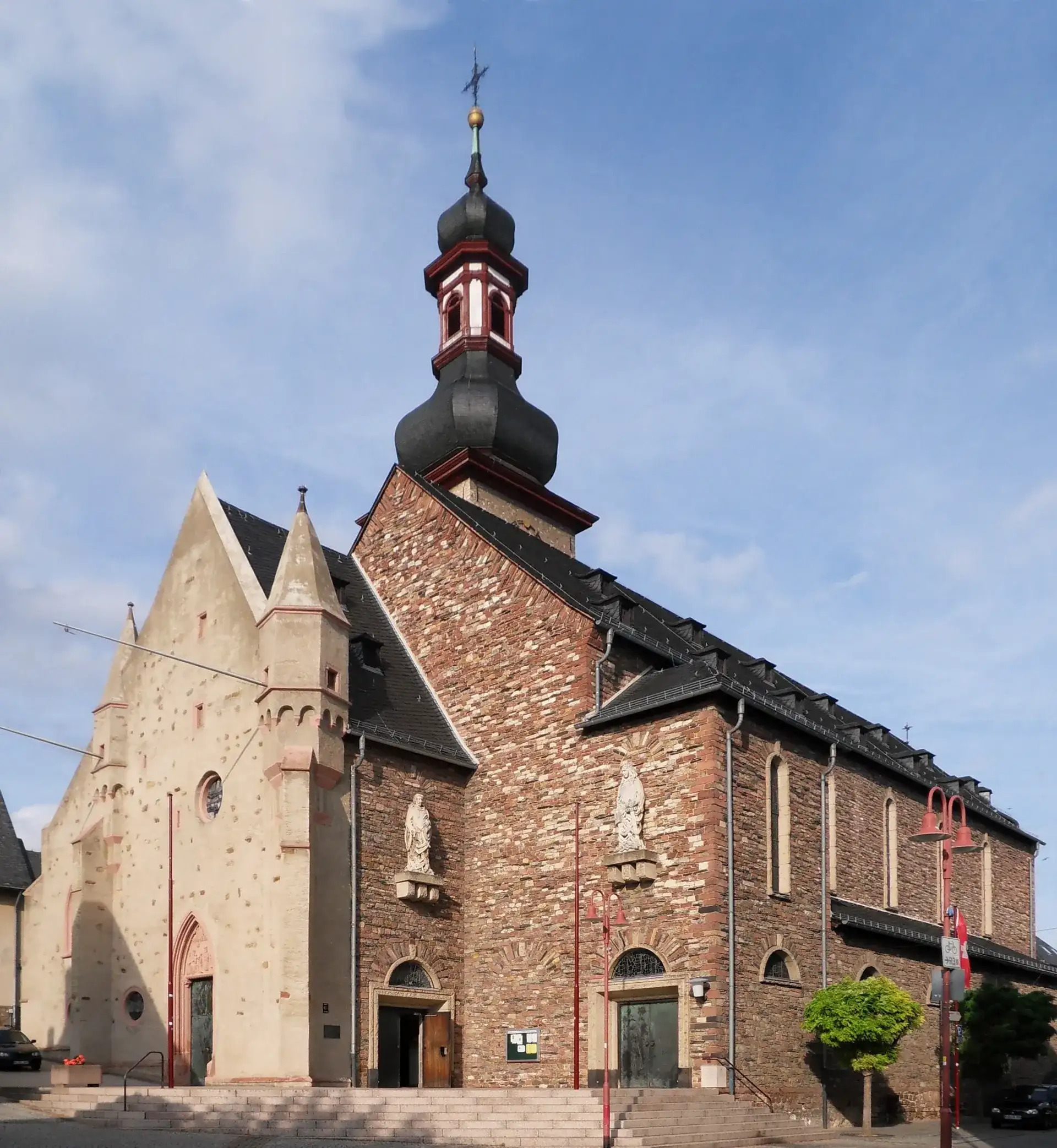 Kirche St. Jakobus: Rüdesheims historisches Wahrzeichen - Rudesheim-am-rhein