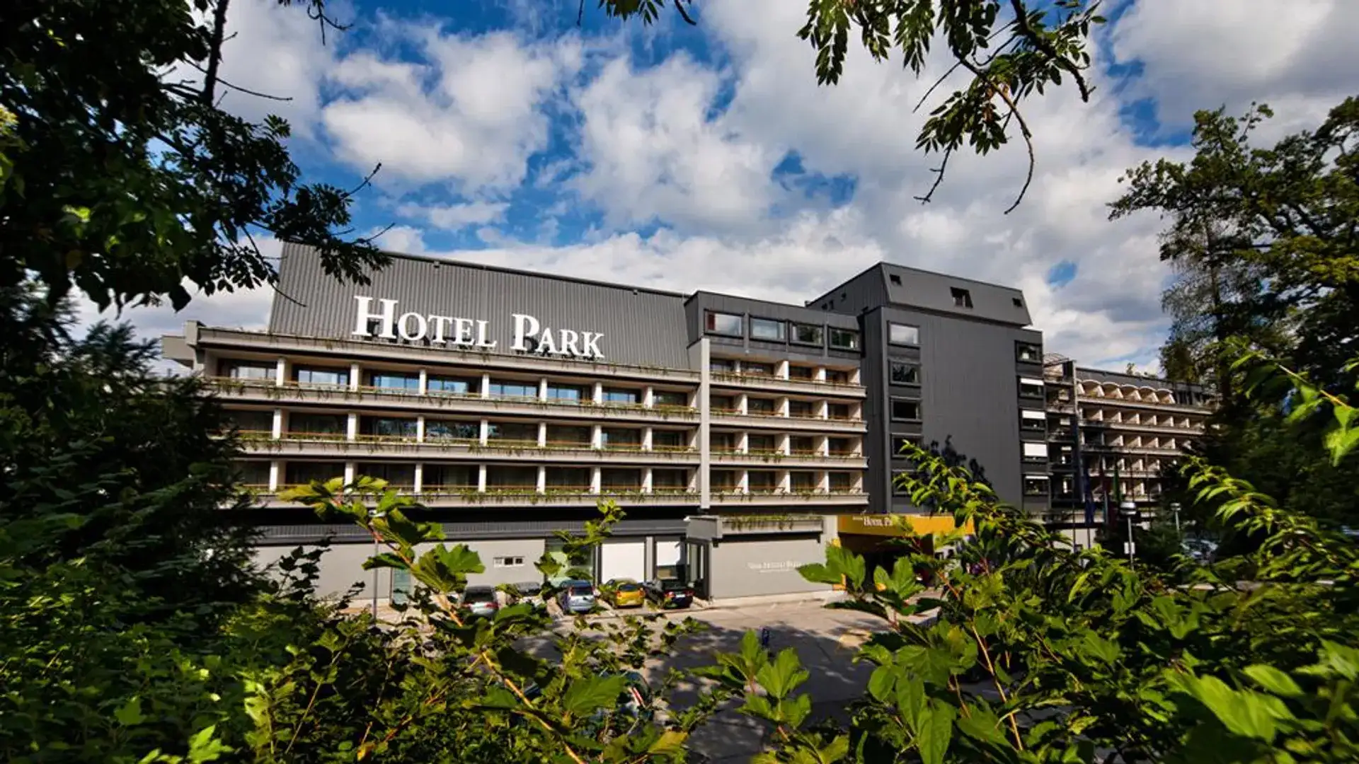 Hotel Park Bled: Birthplace of the Original Cream Cake - Bled