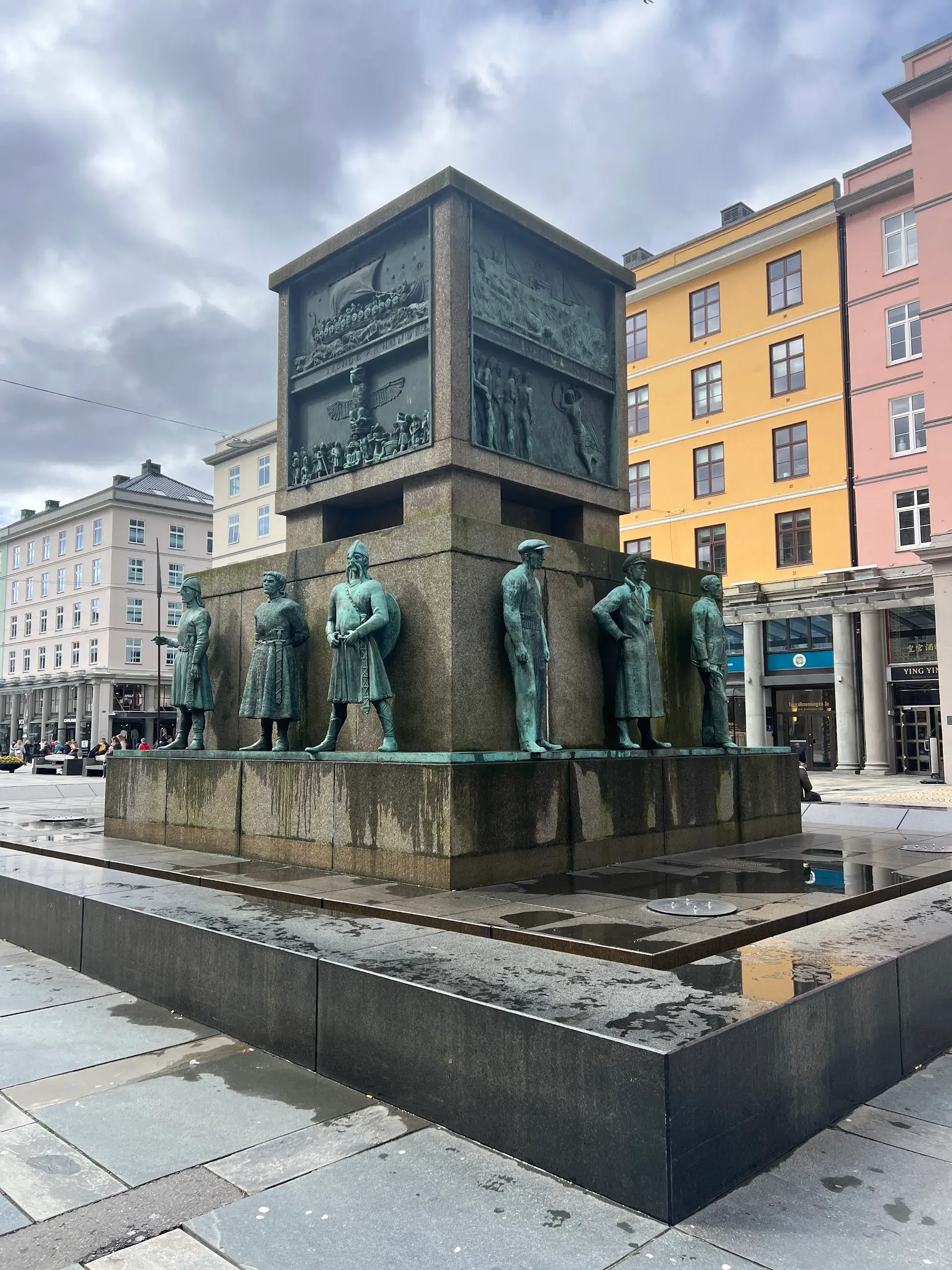 Tour image 2 for Bergen: a self-guided walking tour of Bryggen and the old town, with audio, quizzes & free eSIM