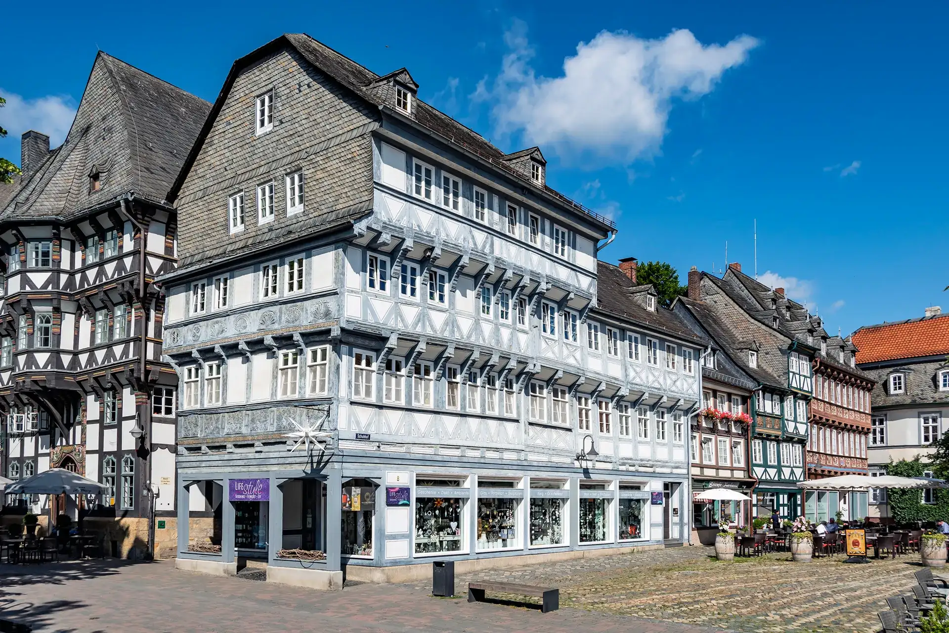 Schuhhof: la plaza de mercado histórica más antigua de Goslar - Goslar