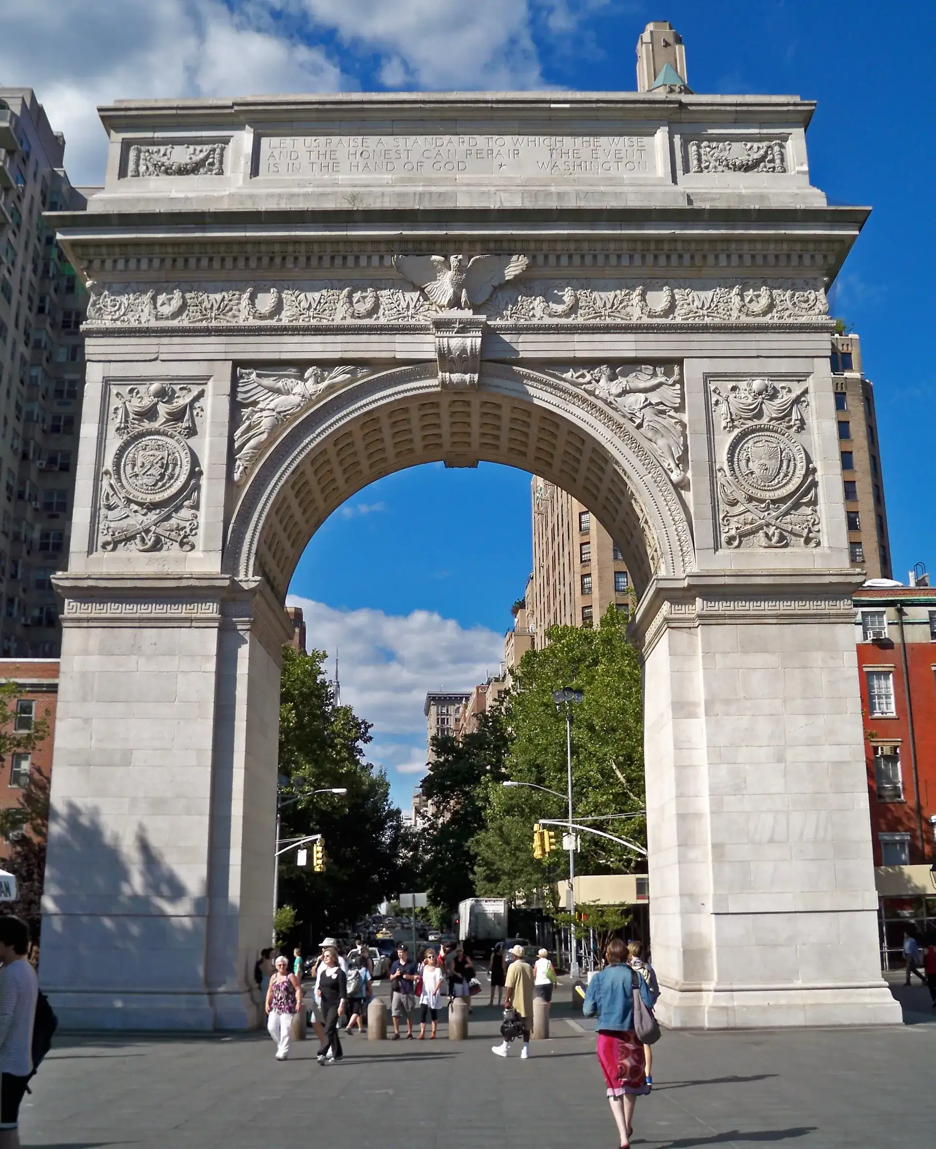 Washington Square Park et son arc : histoire et faits - New-york