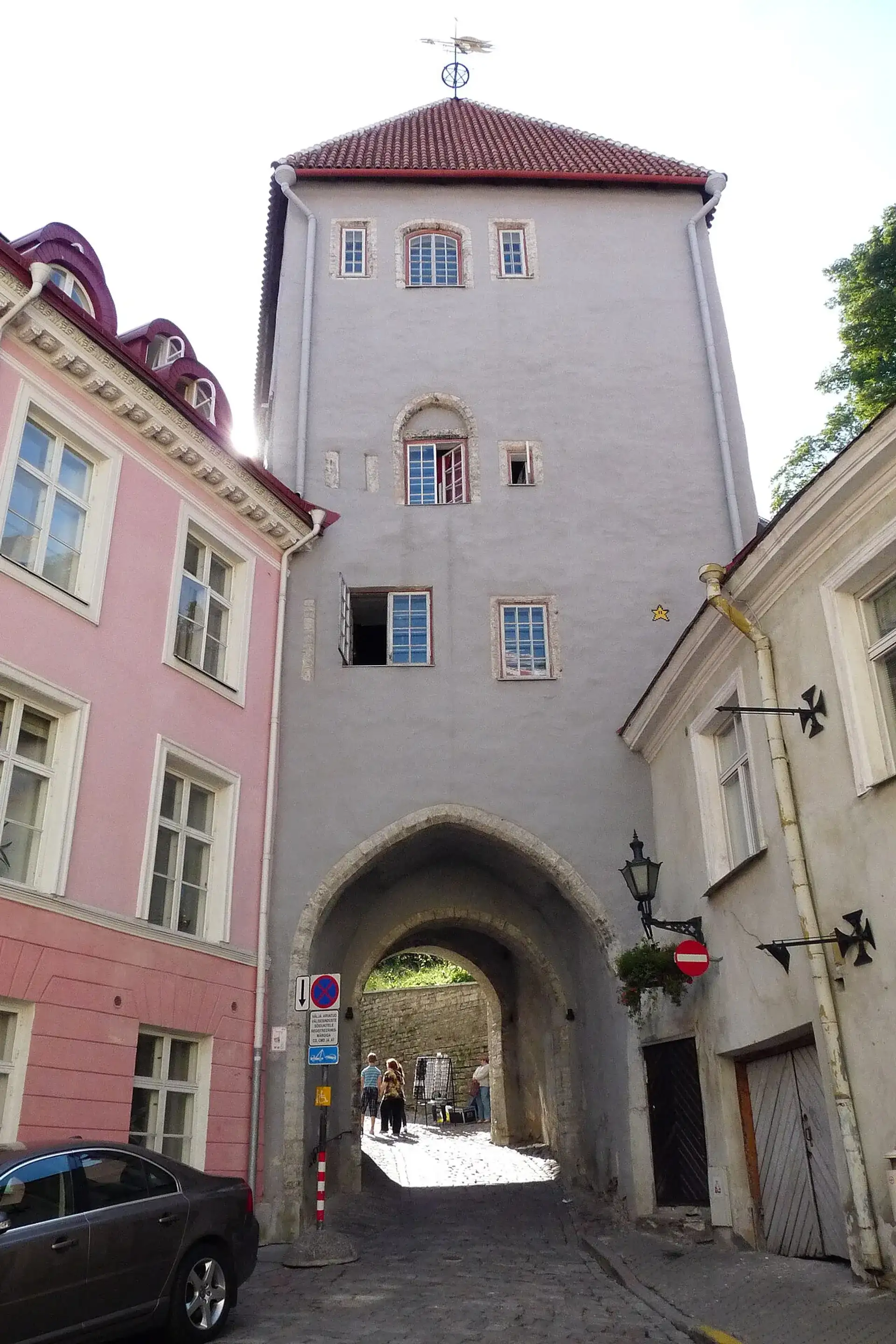 Pika Jala Väravatorn : la tour-porte historique de Tallinn - Tallinn