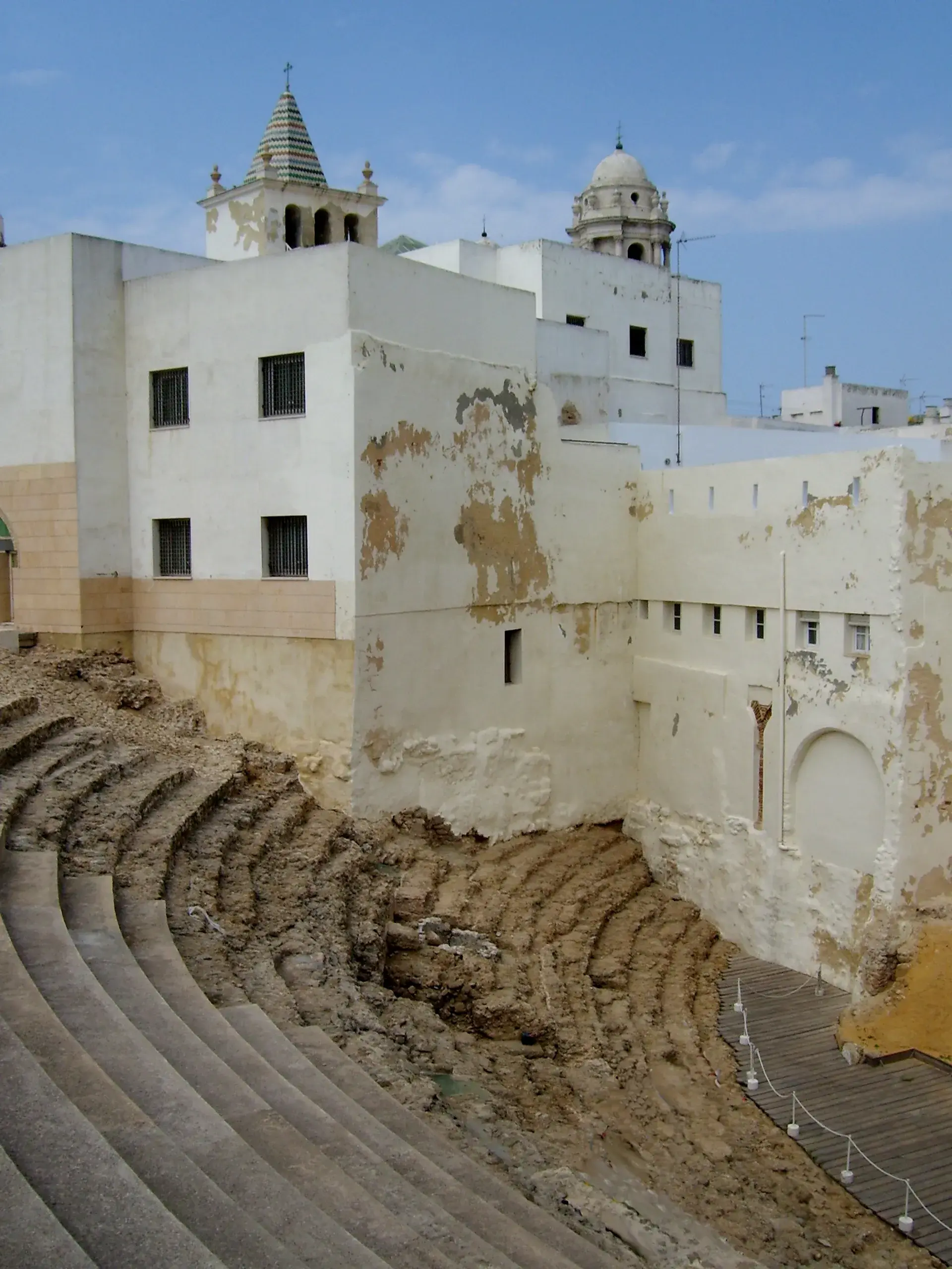 Tour image 2 for Cádiz: 2-hour self-guided audio walking tour from the cruise port, with quizzes & free eSIM